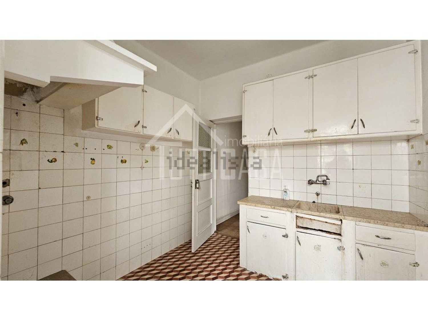 公寓 t2出售在Rua Maria Libania Carrilho, 11 - 厨房