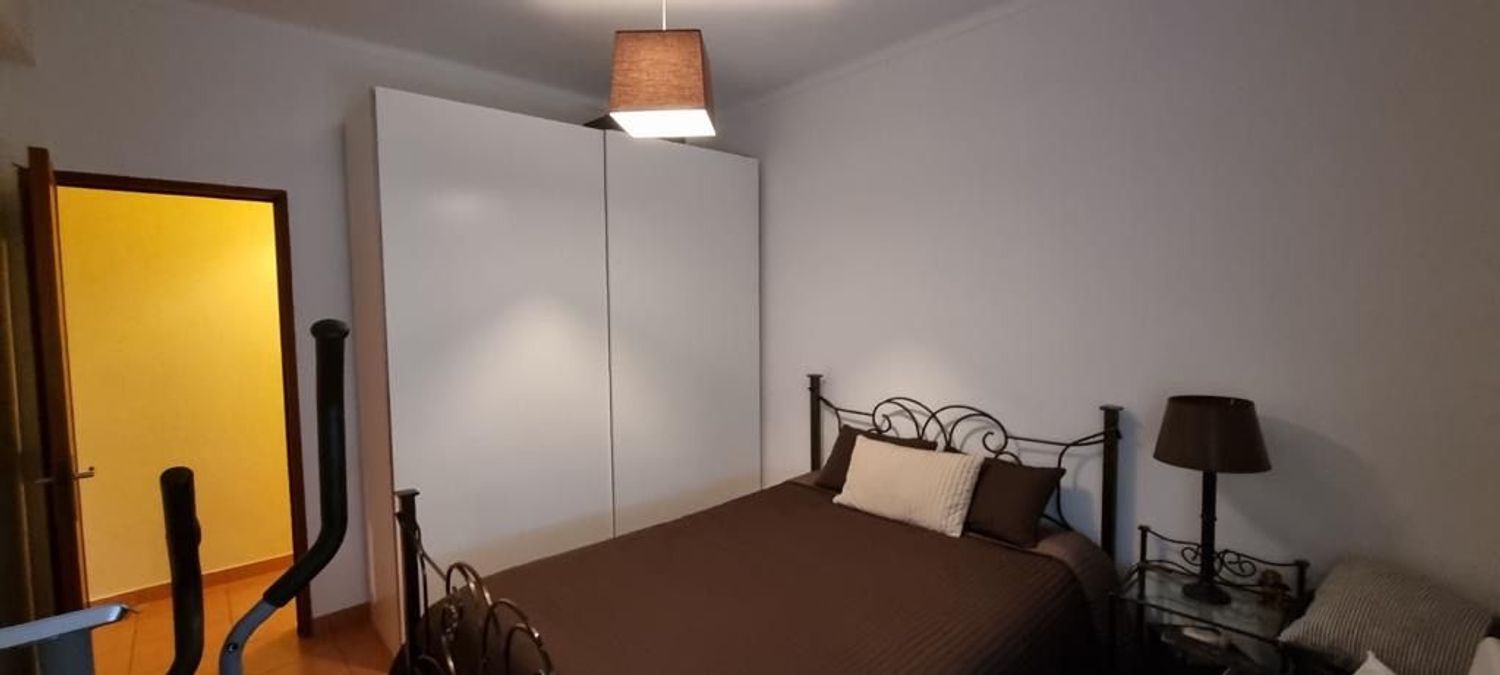 出租房间在Praceta Filinto Elísio, 16