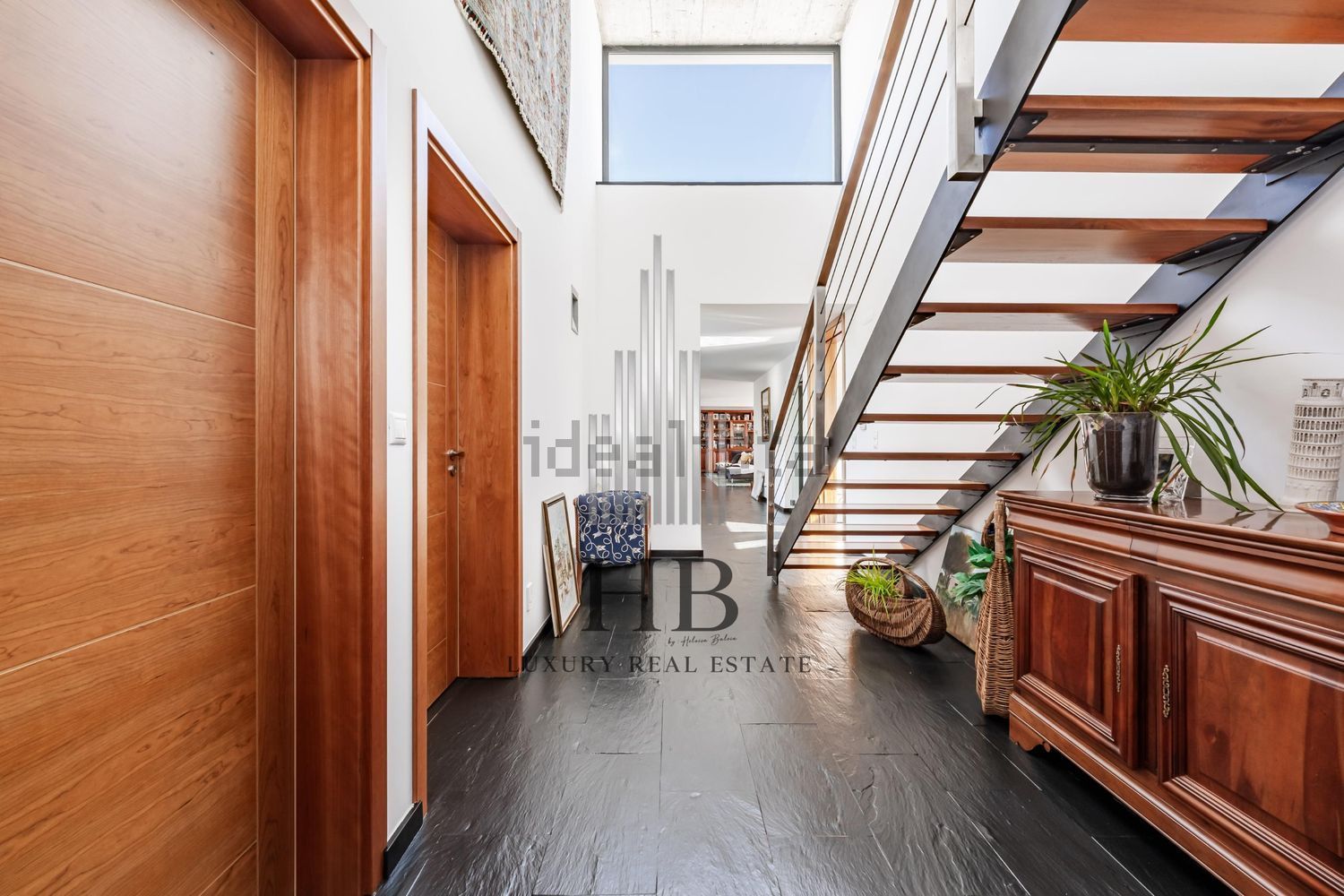 小楼房或独栋别墅出售在São João das Lampas e Terrugem - 过道