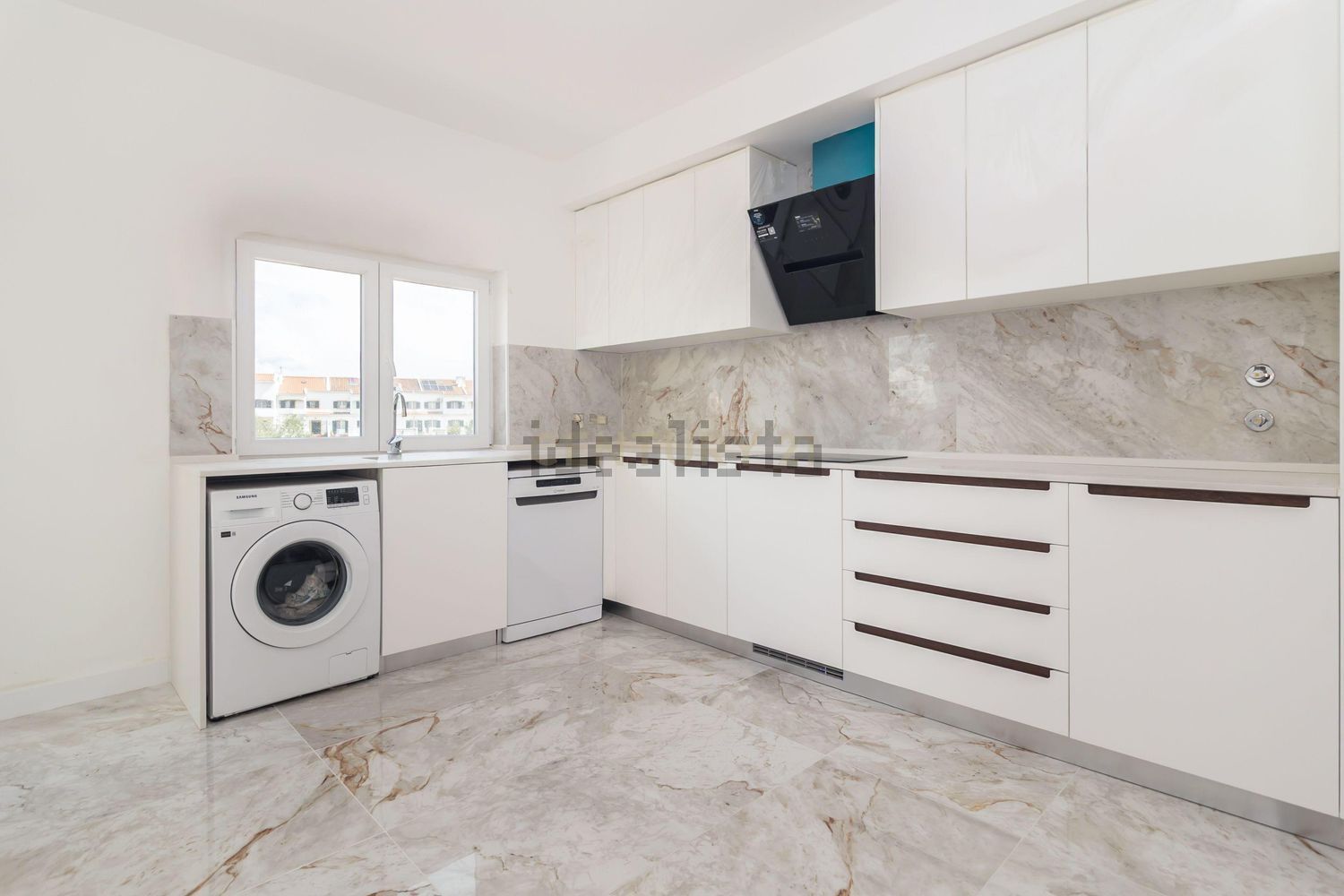 小楼房或独栋别墅出售在Avenida do Canto do Pinheiro - 厨房