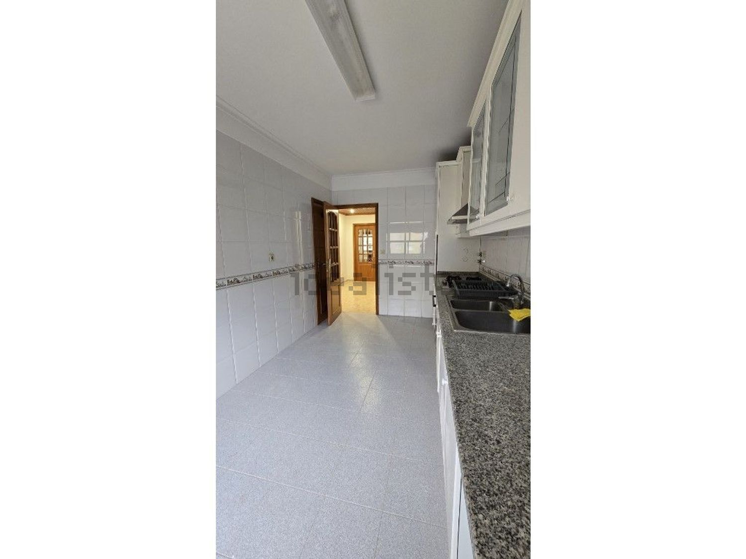 出租公寓 t3在Avenida Vasco da Gama Fernandes, 11 - 厨房