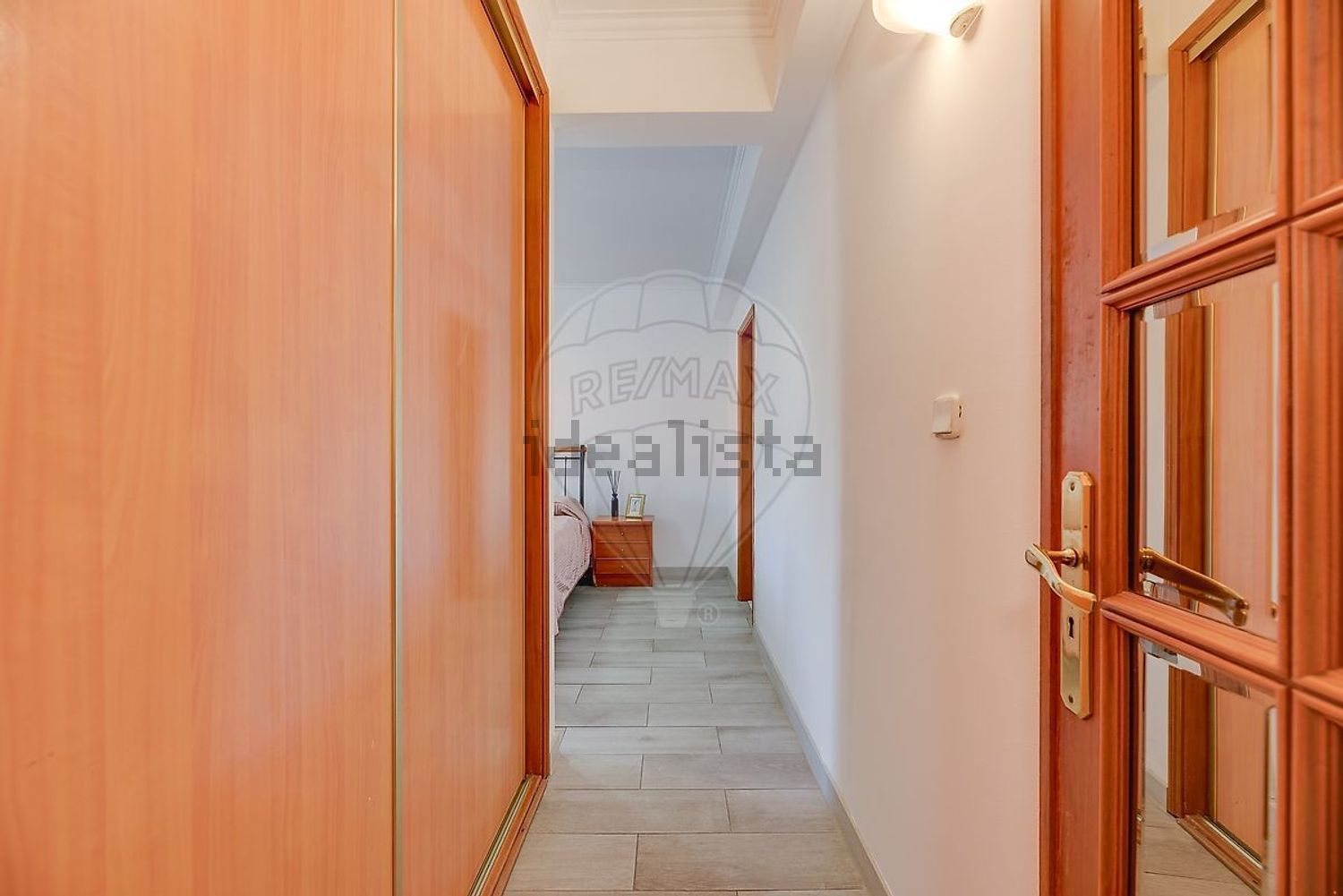 公寓 t3出售在Rua Maria Pia - 过道