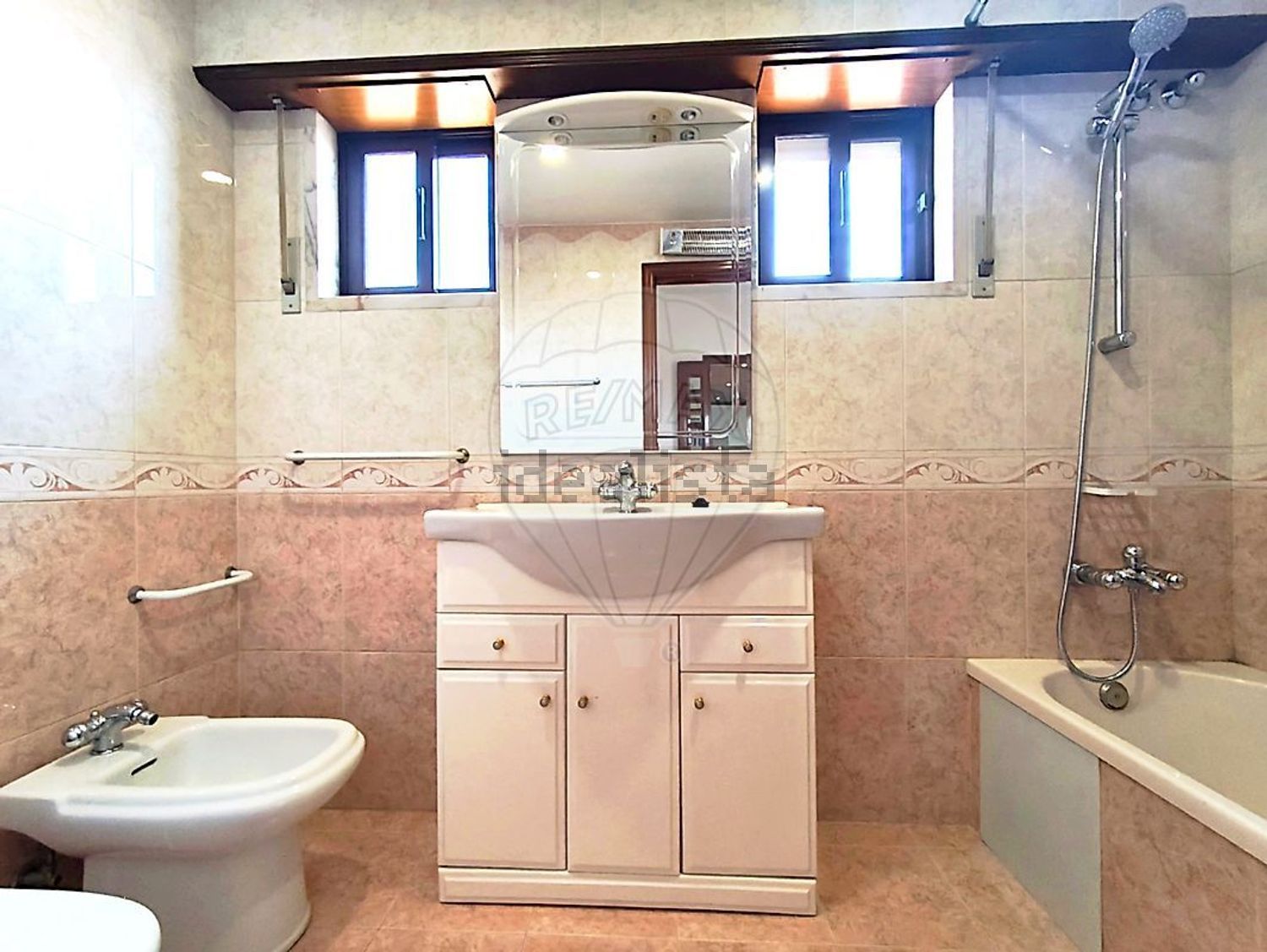 出租公寓 t3在Rua António Luís Gomes - 卫生间