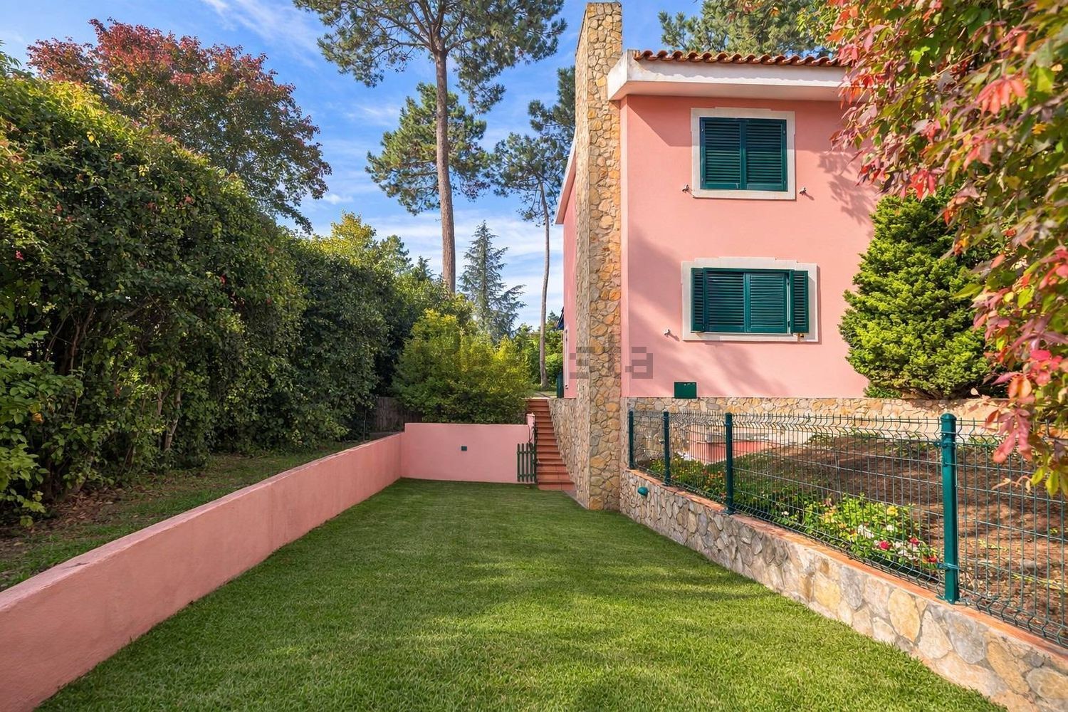 出租小楼房或独栋别墅在Rua das Margaridas, 20 - 外立面