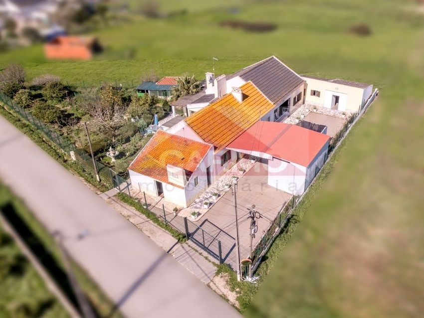 小楼房或独栋别墅出售在Atalaia e Alto Estanqueiro - Jardia