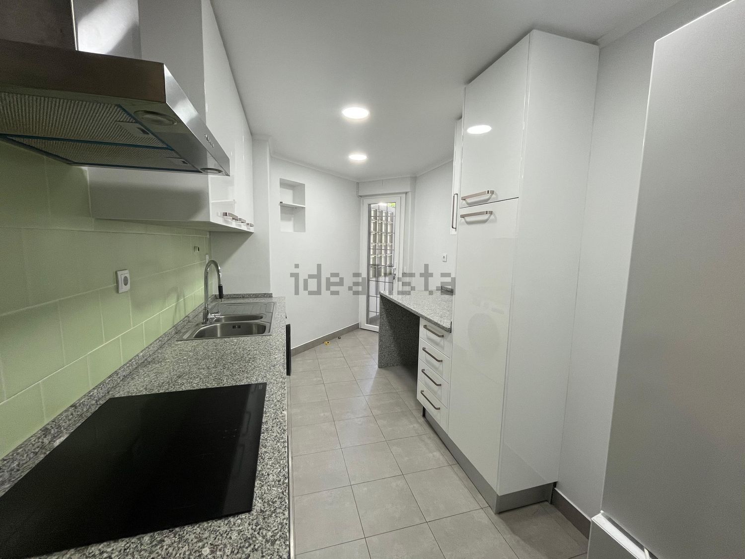 出租公寓 t2在Rua das Praças, 51 - 厨房