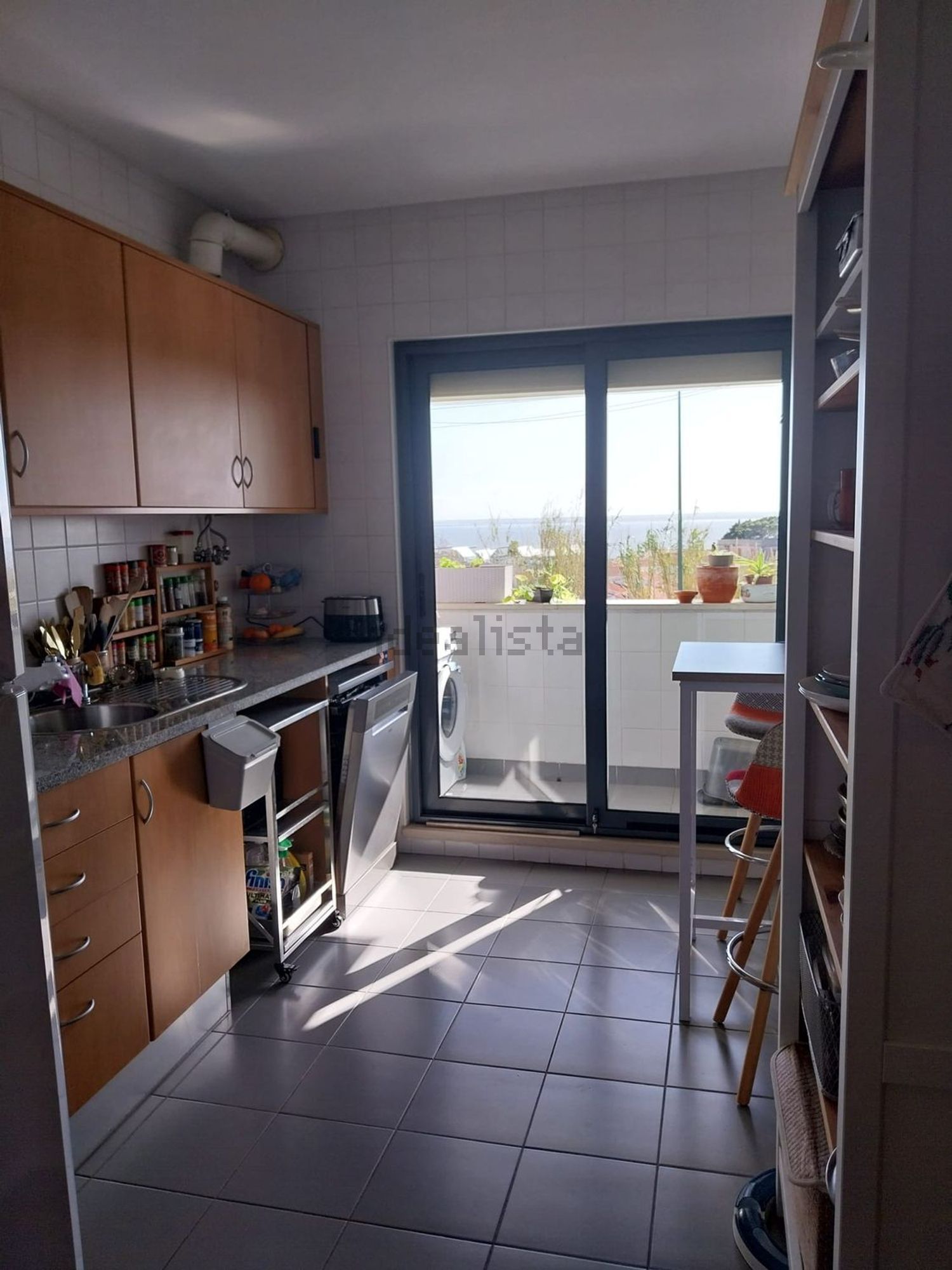 出租房间在Rua Engenheiro Cunha Leal, 19 - 厨房