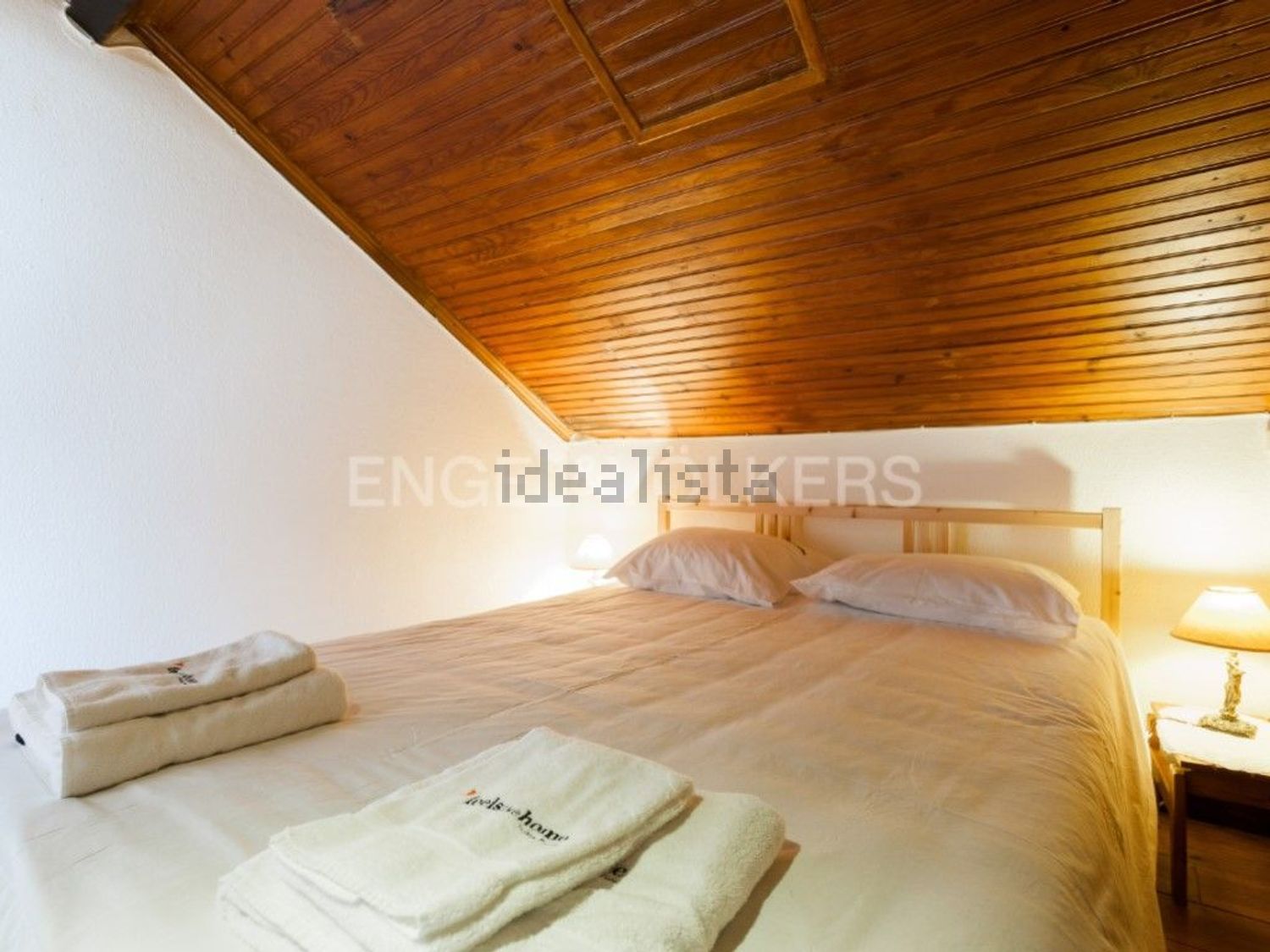 小楼房或独栋别墅出售在Dois Portos e Runa - 卧室