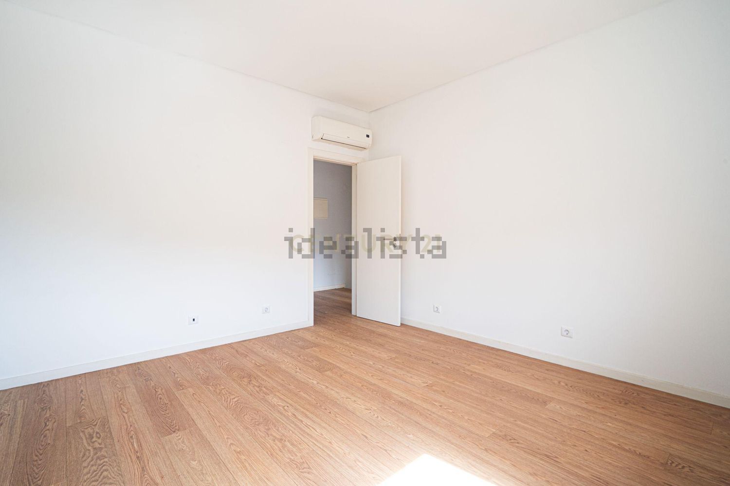 小楼房或独栋别墅出售在Rua Engenheiro José Caetano Salema Garção, 29 - 居住