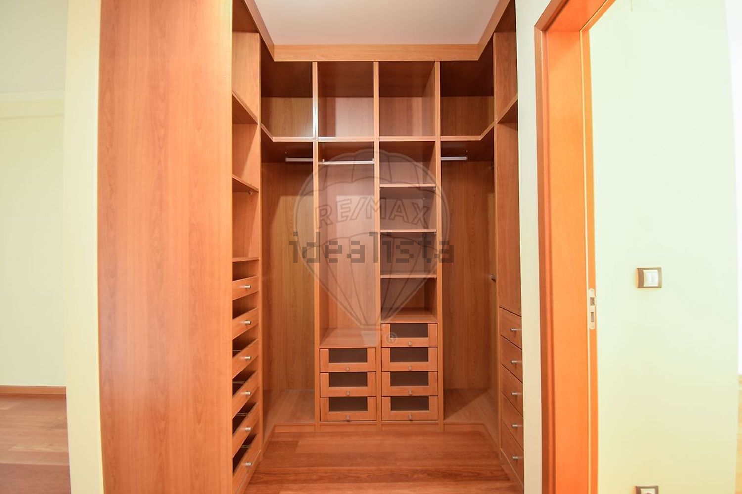 出租公寓 t3在Rua 1º de Maio - 试衣间