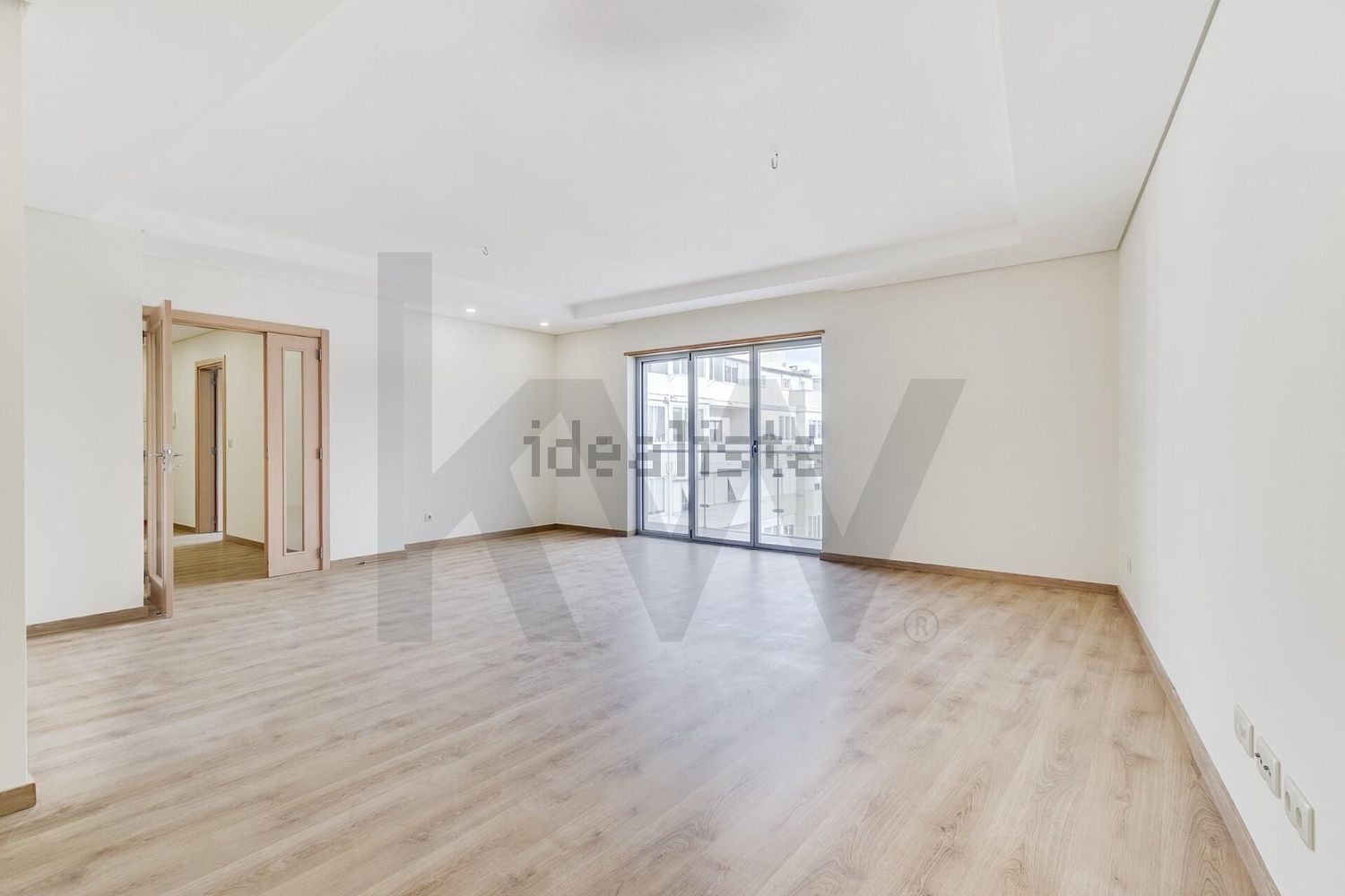 公寓 t3出售在Estrada da Luz, 81 - 居住