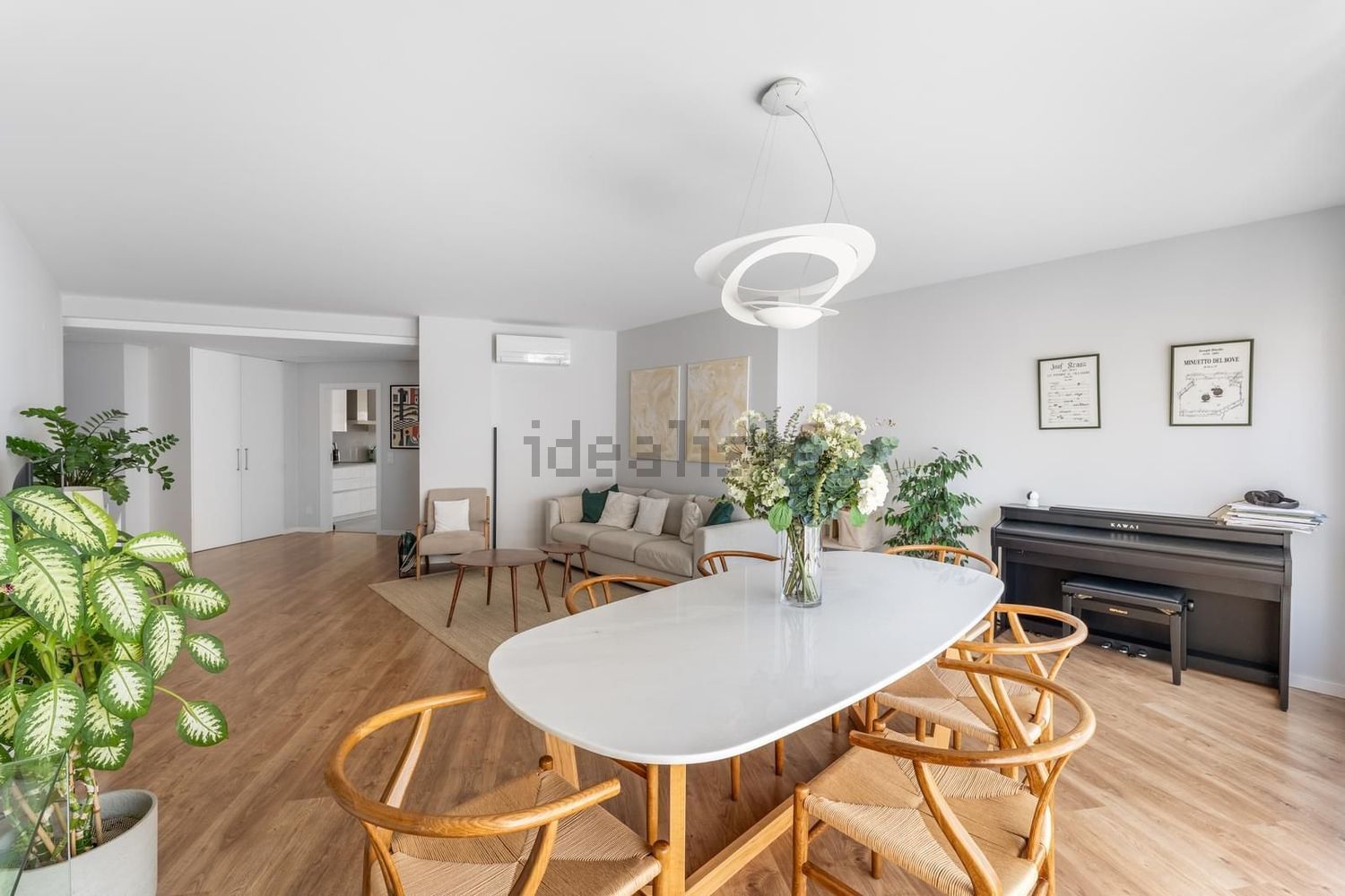 公寓 t3出售在Rua Professor Noronha Feio - 客厅