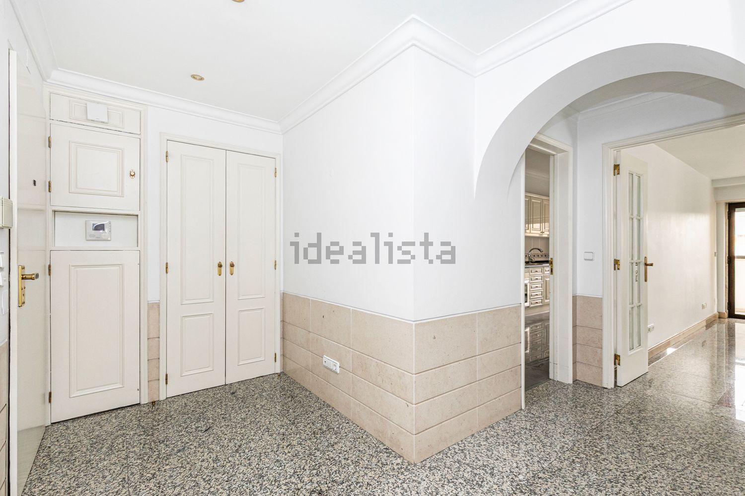 出租公寓 t4在Rua Major Neutel de Abreu - 前厅