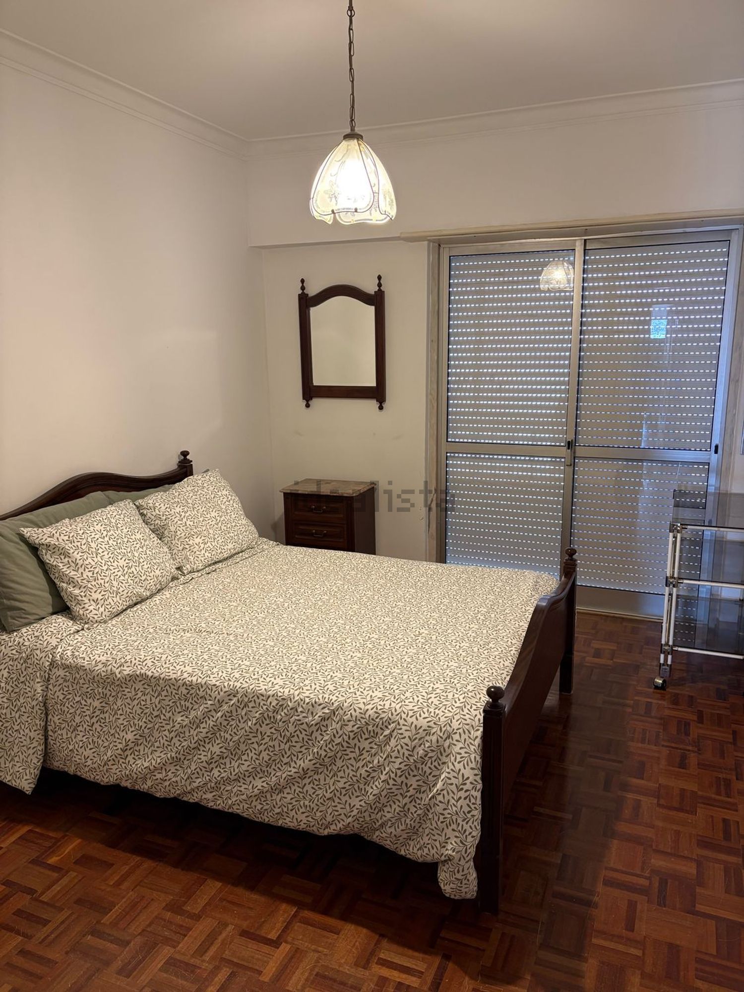 出租房间在Rua Miguel Torga, 181 - 卧室