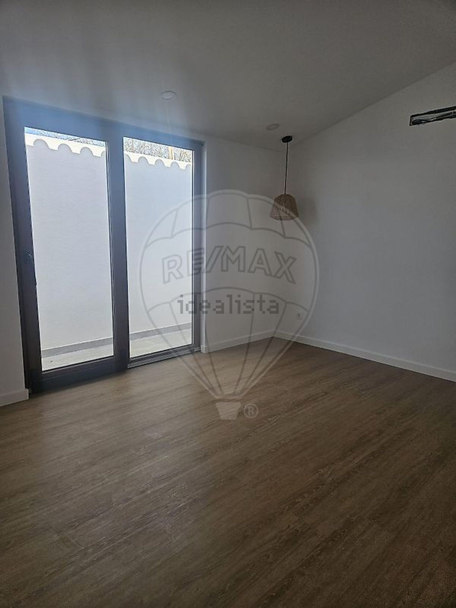 出租公寓 t1在Rua Combatentes do Ultramar - 居住