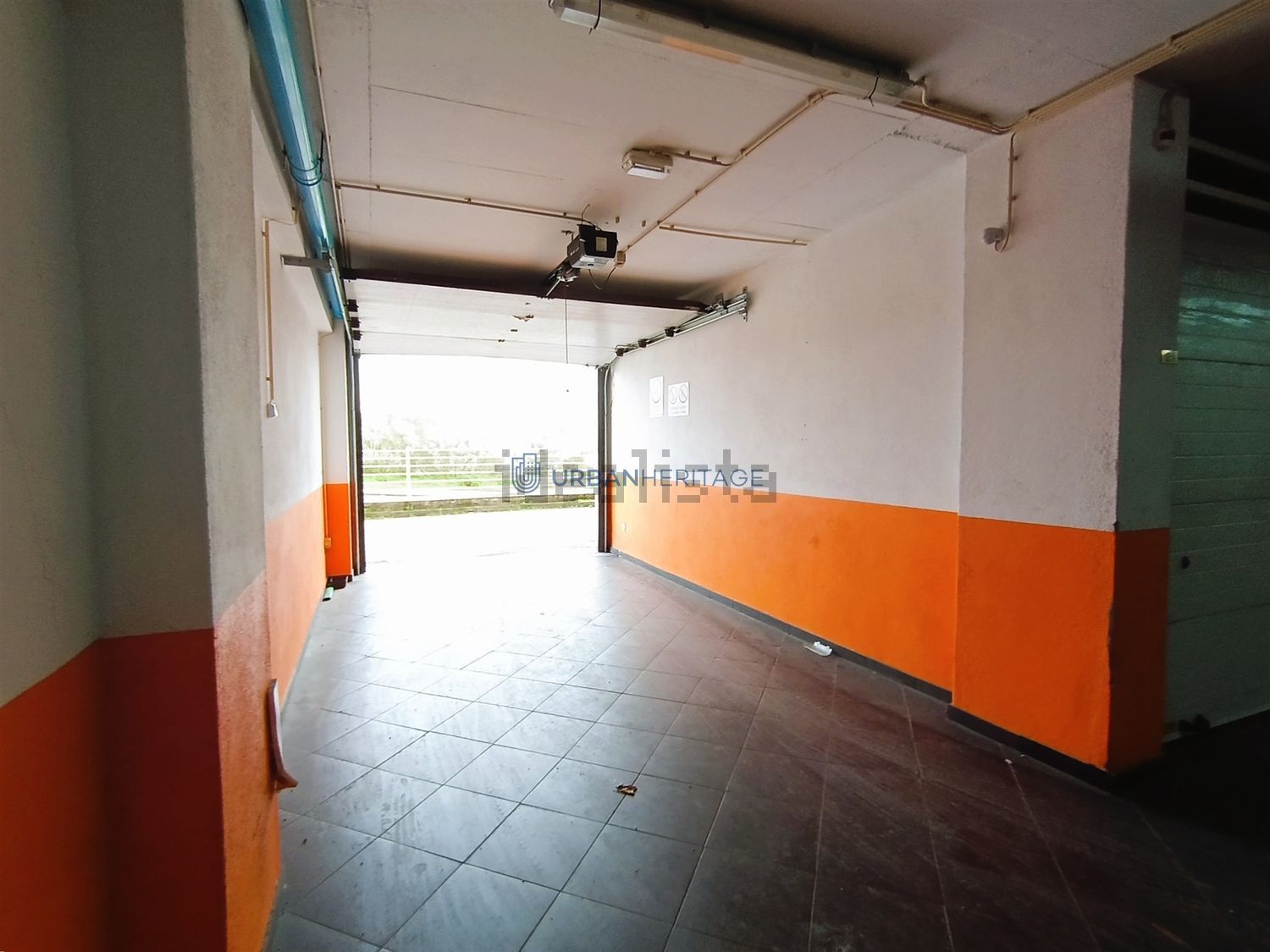 公寓 t2出售在Rua Helena Sá da Costa, 9 - 停车位