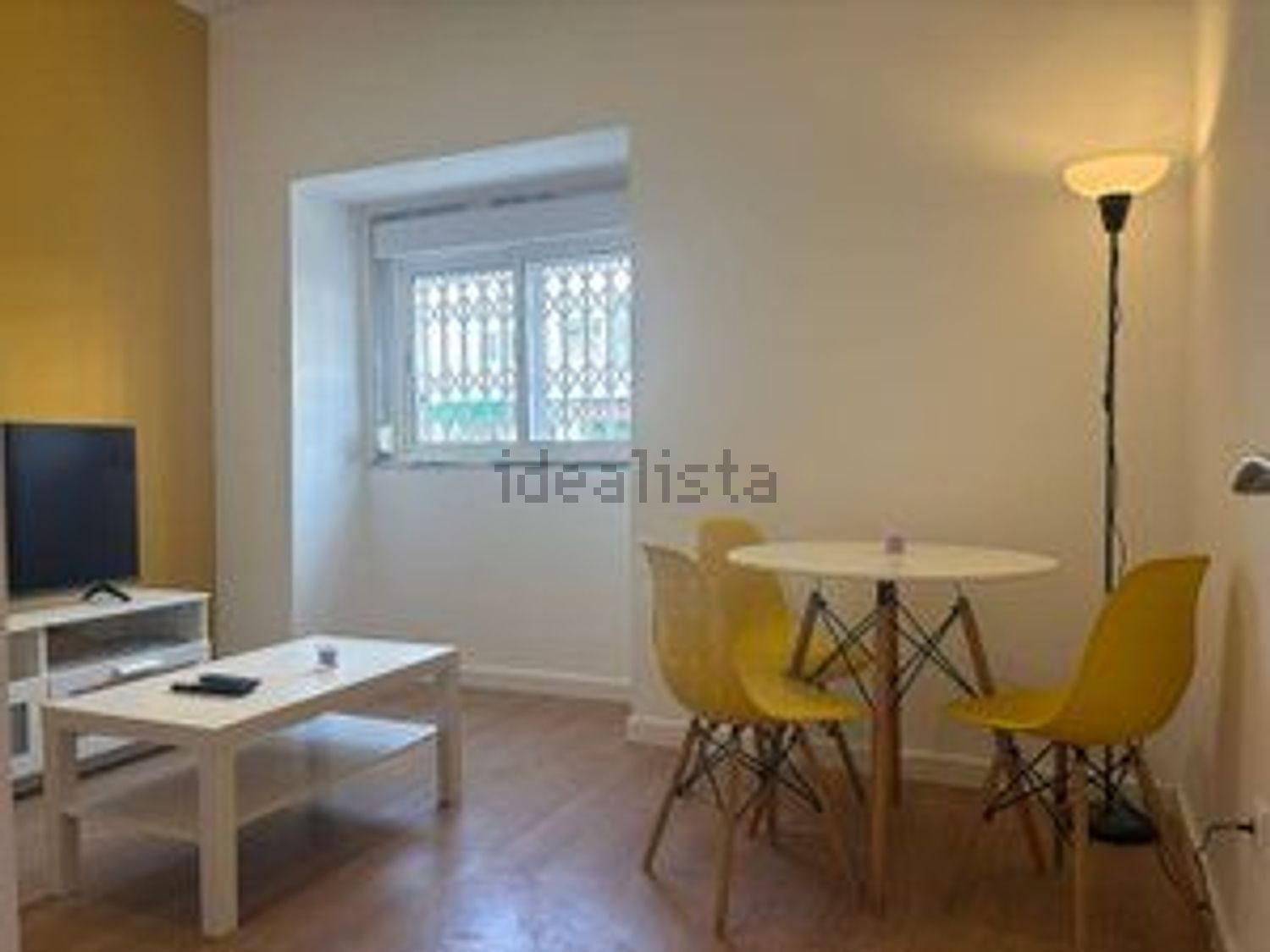 出租公寓 t1在Avenida Afonso III - 客厅