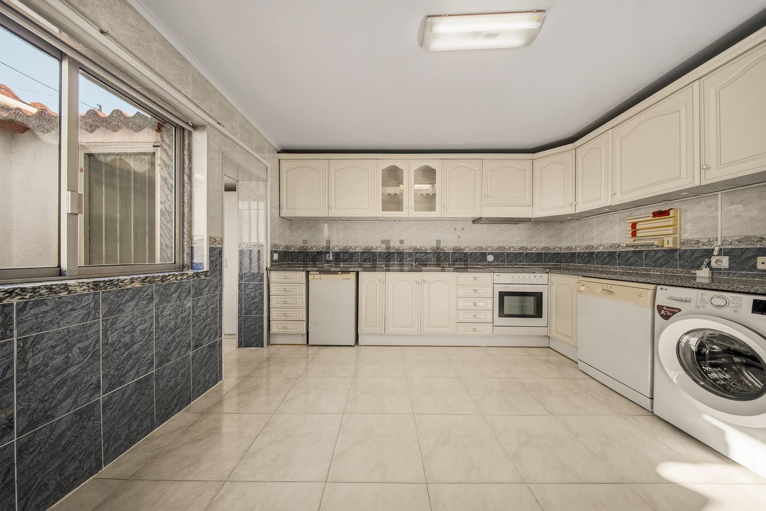 公寓 t2出售在Praceta Nova - 厨房