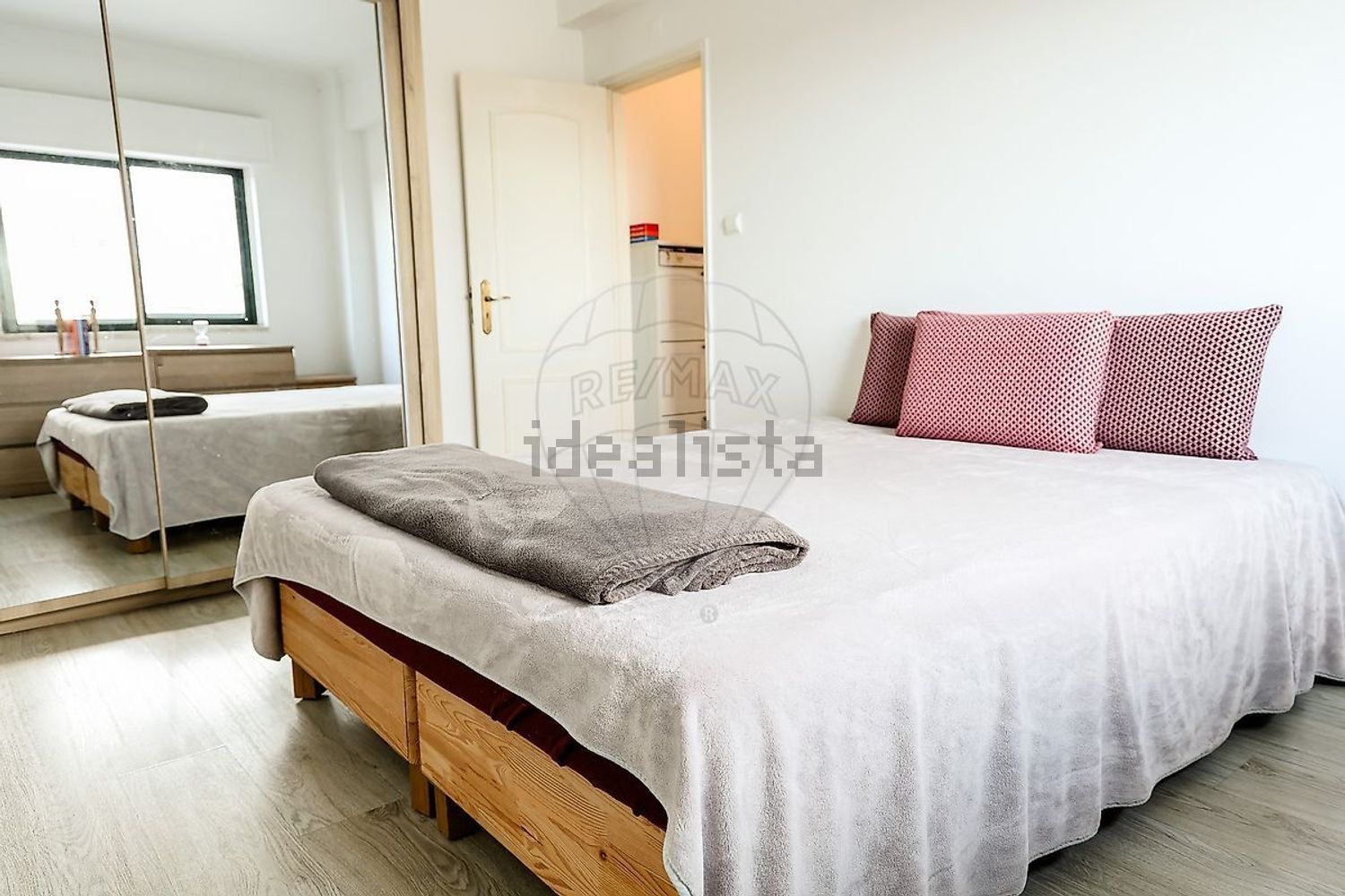 公寓 t2出售在Rua São José do Marco - 卧室