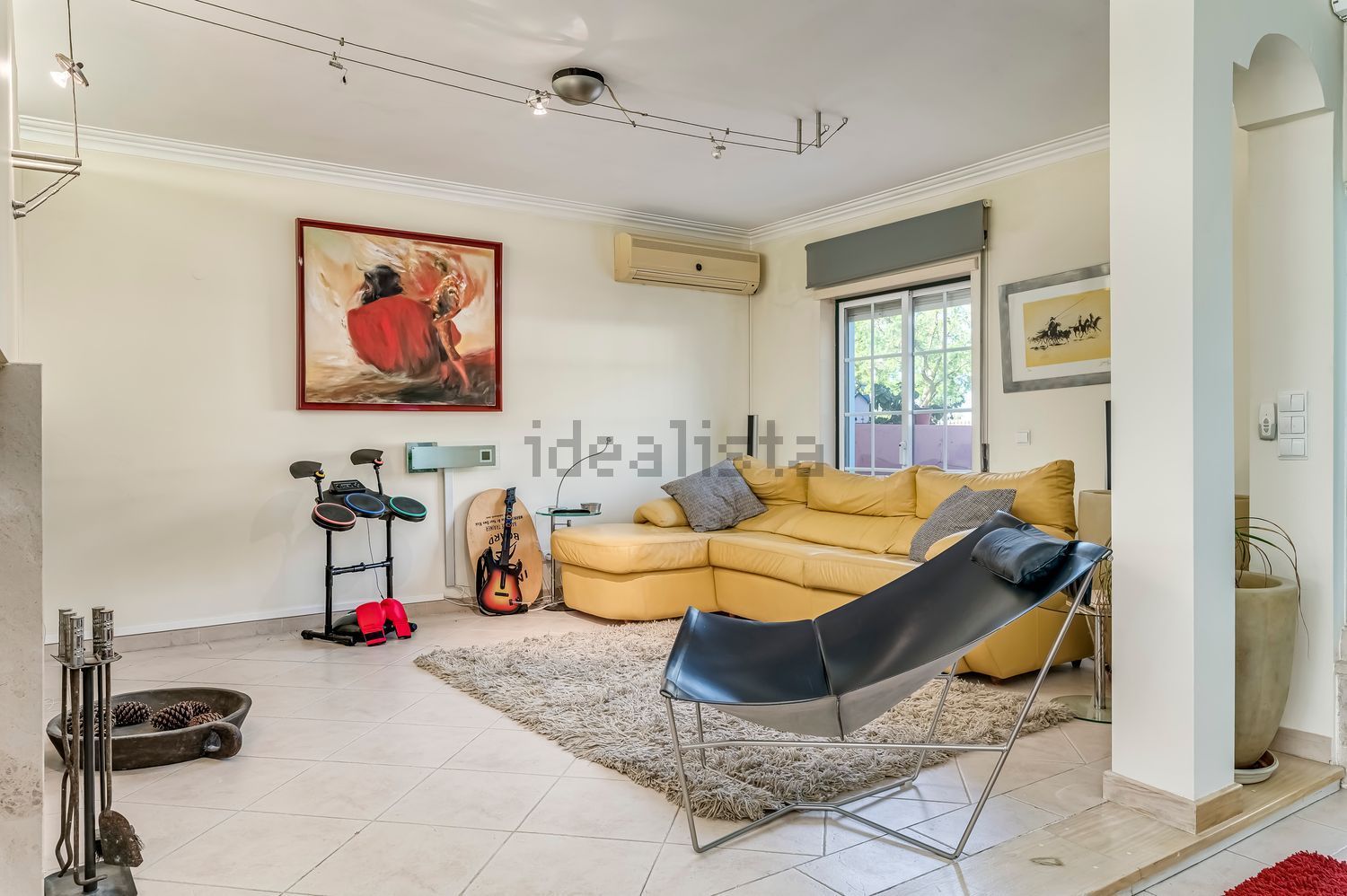 联排别墅出售在Rua do Círio dos Olhos de Água, 63 - 客厅