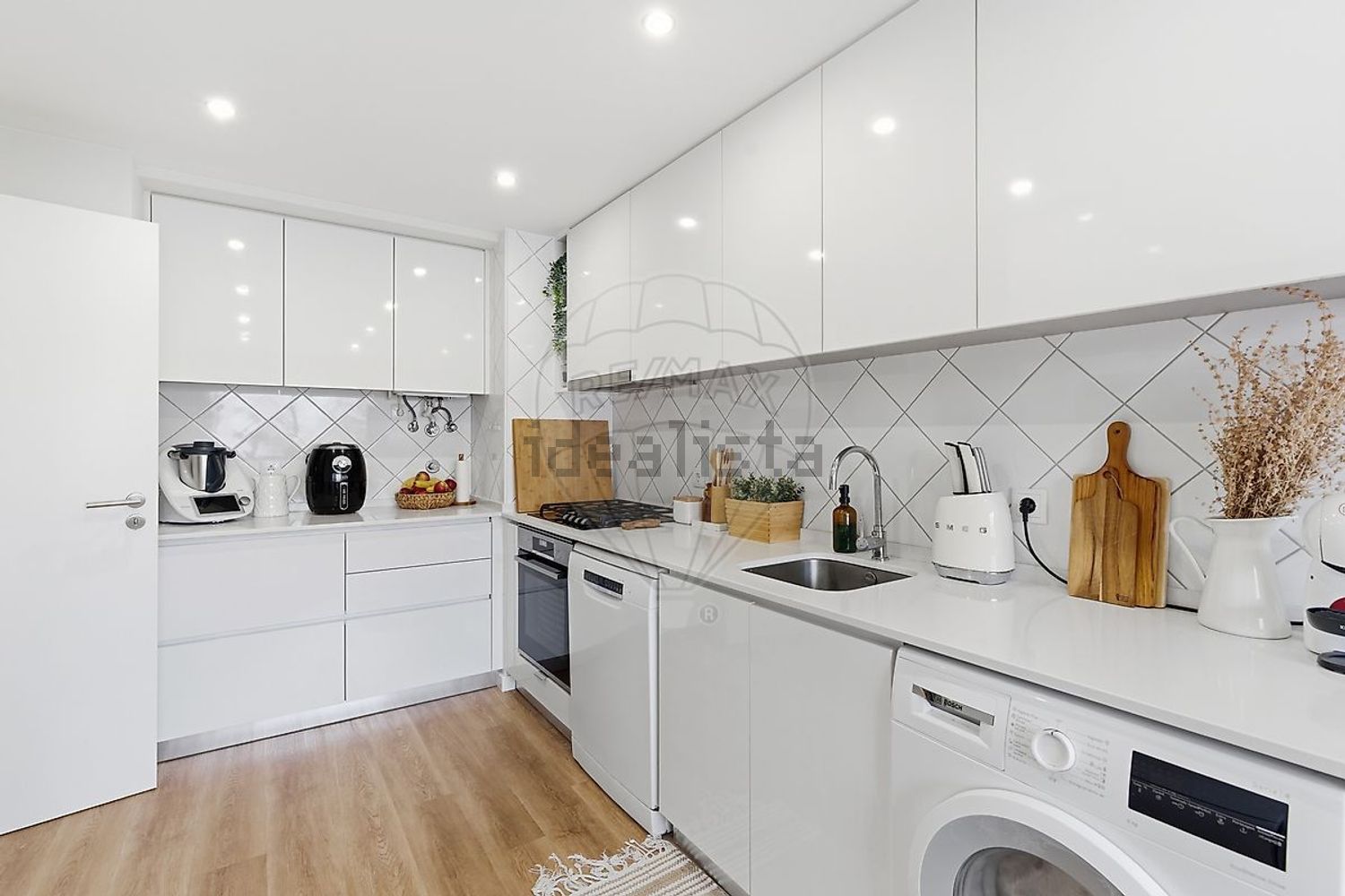 公寓 t3出售在Praceta Eugénio Salvador - 厨房