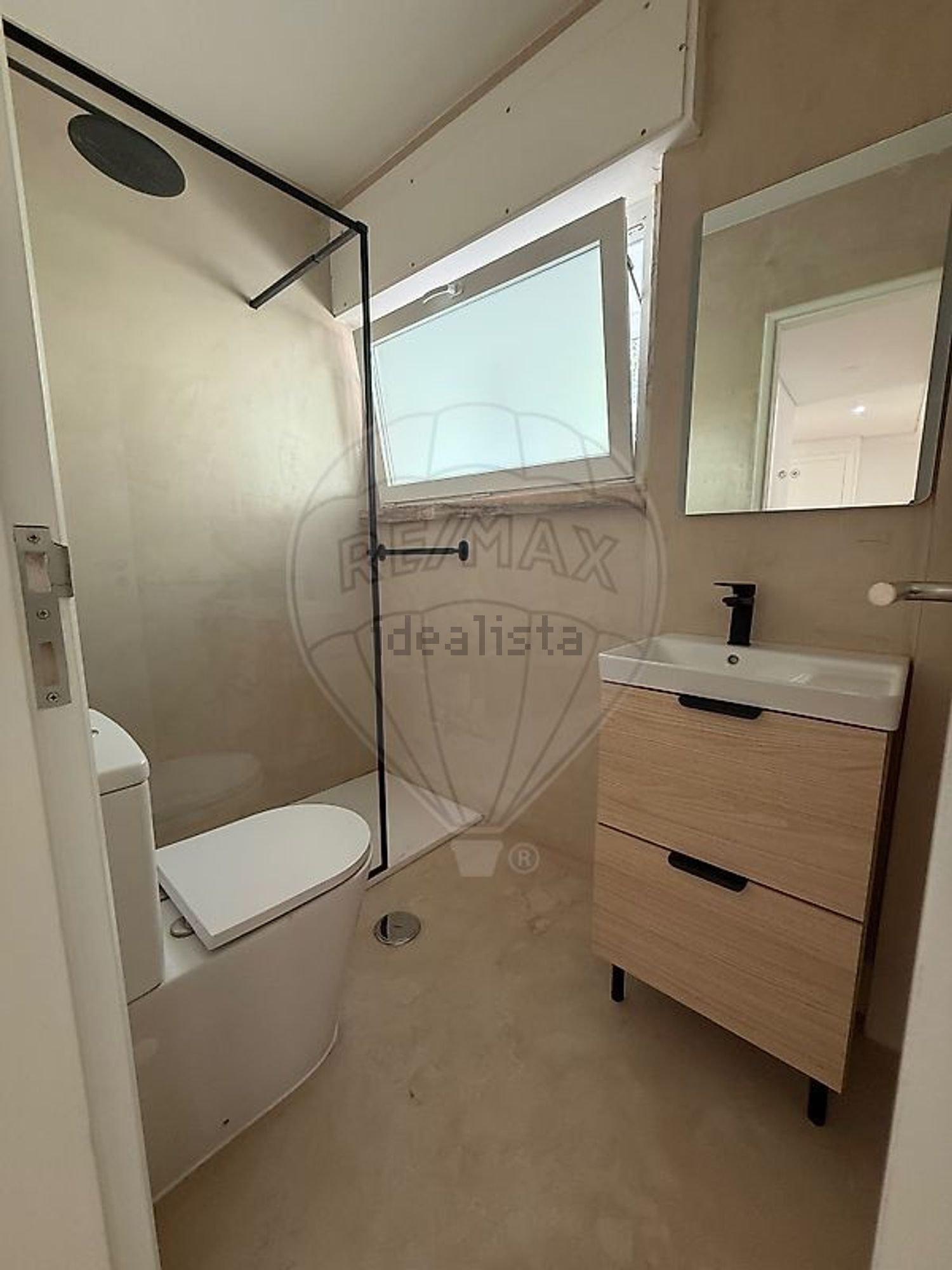 出租公寓 t3在Rua Doutor Henrique Martins Gomes - 卫生间