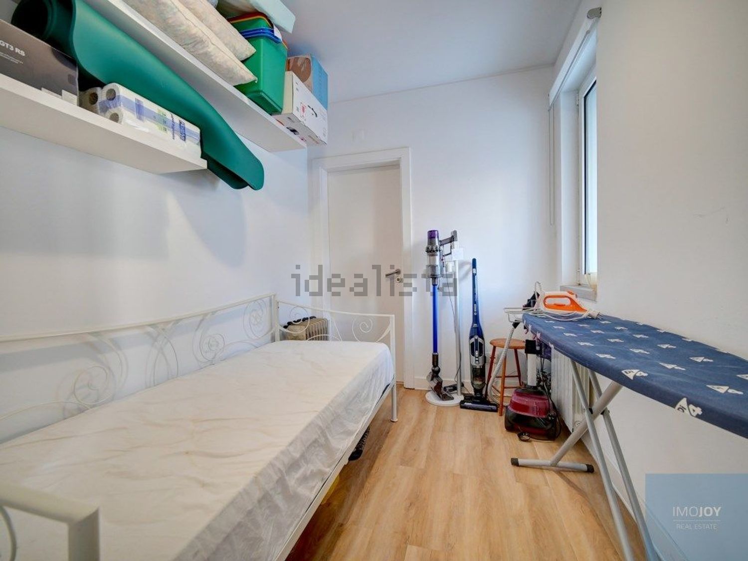 出租小楼房或独栋别墅在Rua Mato da Mina, 41 - 共同区域