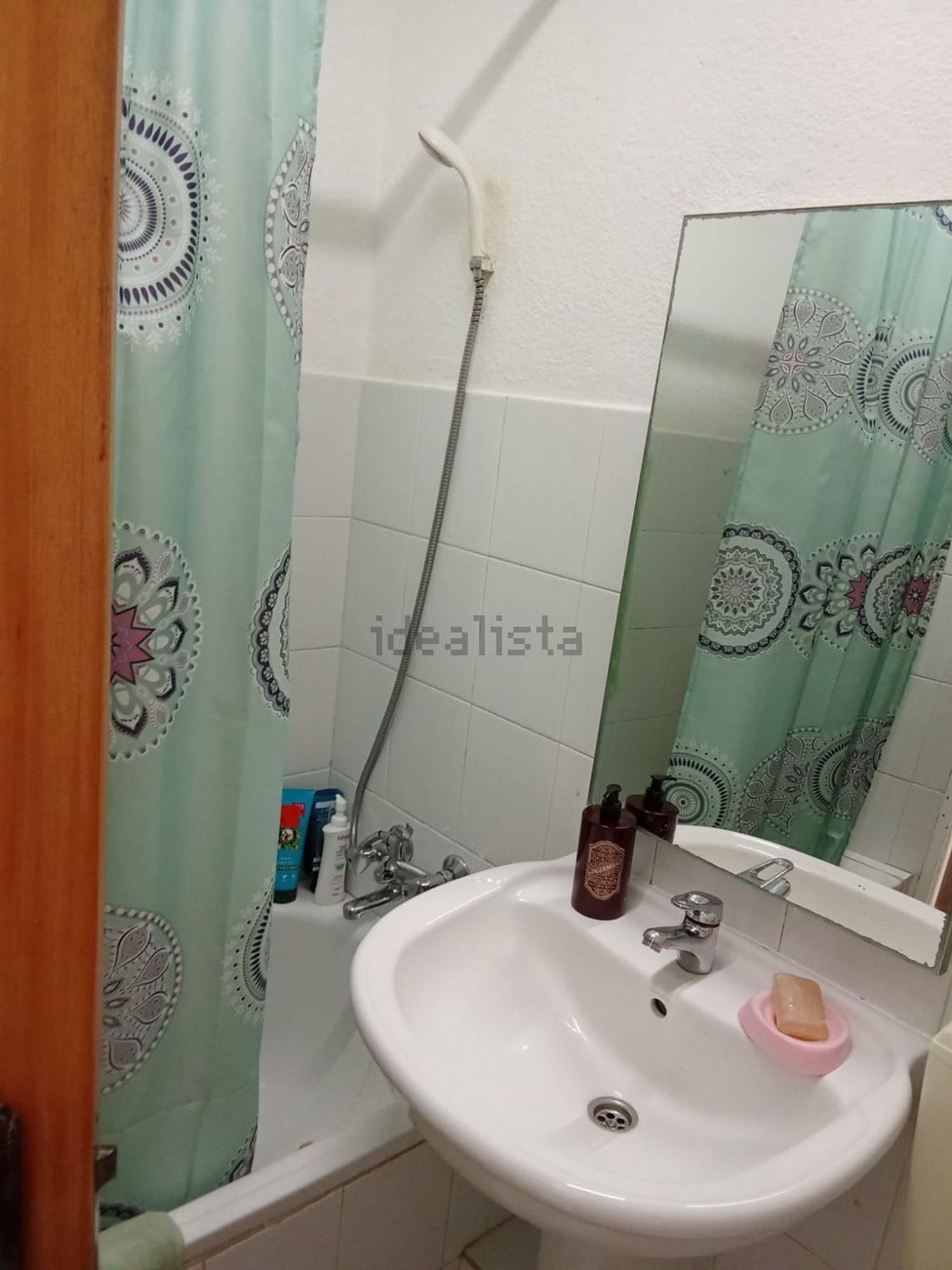 出租房间在Rua da Liberdade, 2625 -676 Vialonga - 卫生间