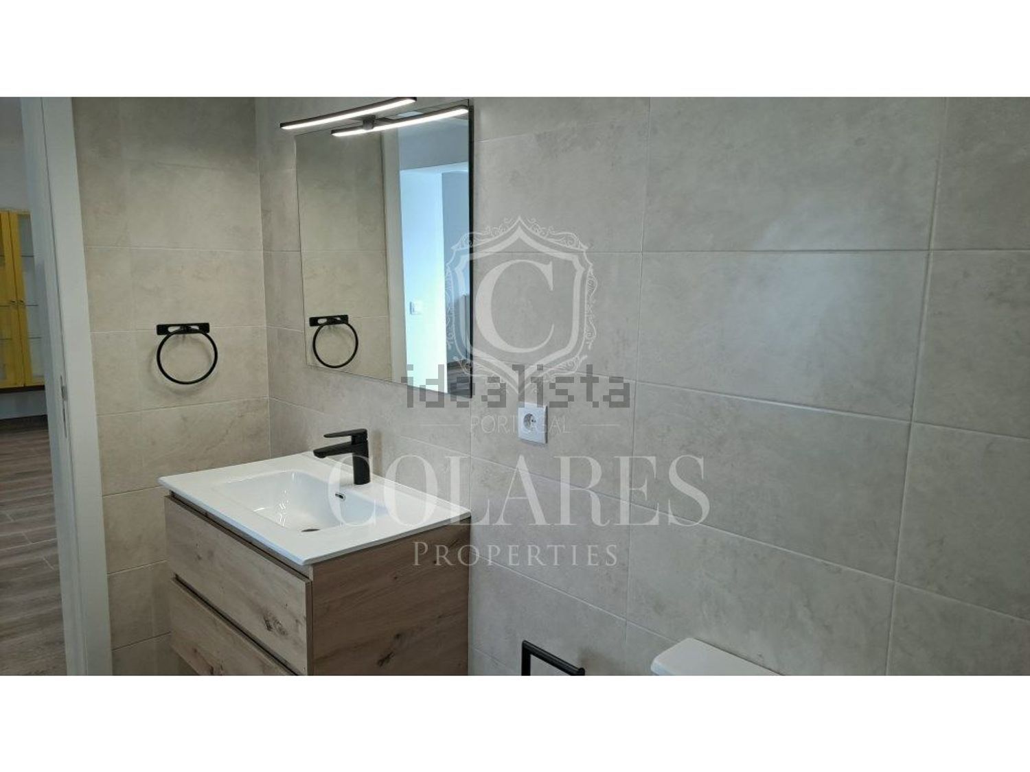出租双拼别墅在Almoçageme - Penedo - 卫生间