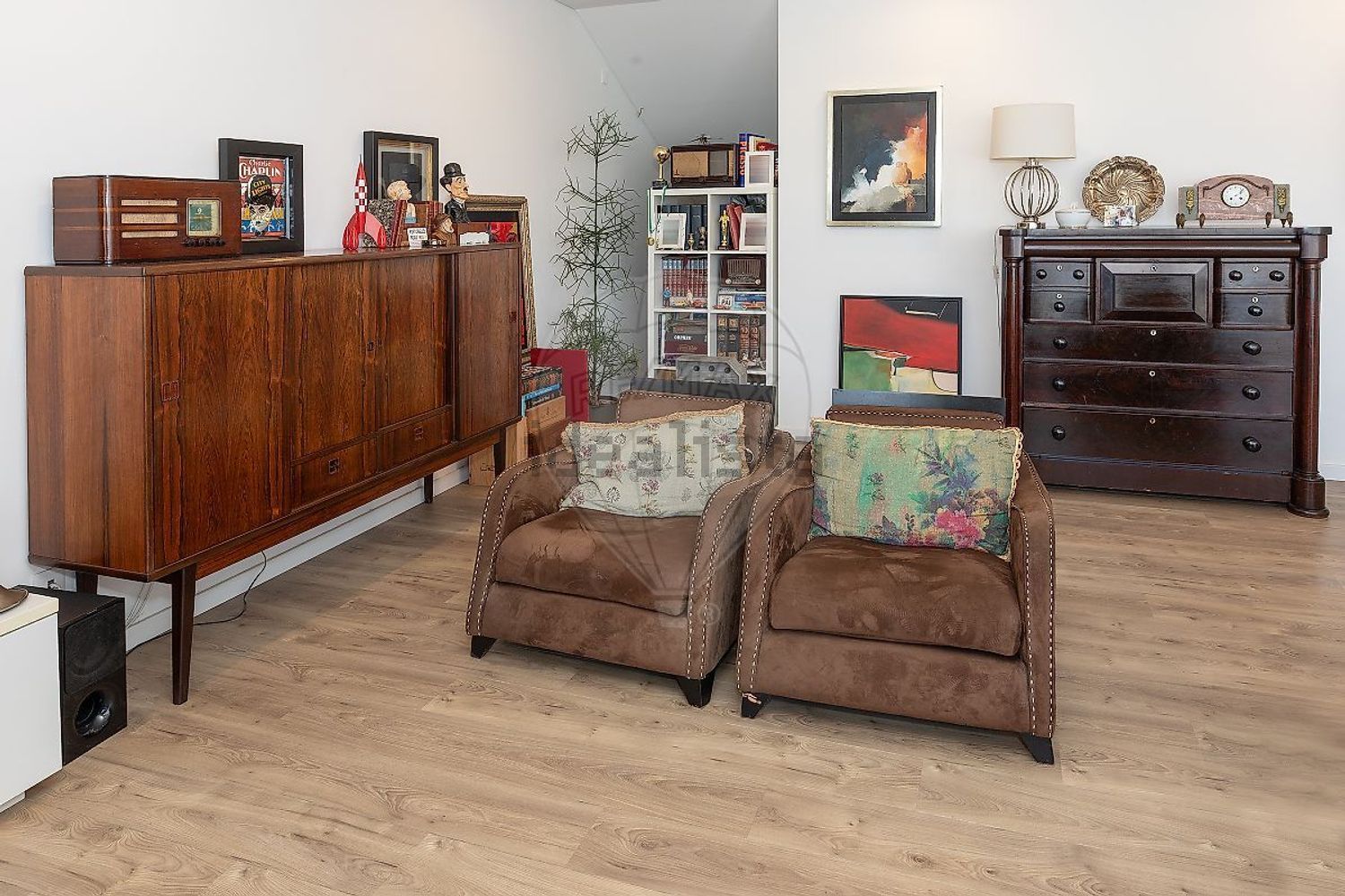 出租公寓 t2在Rua Nossa Senhora Egipto - 客厅