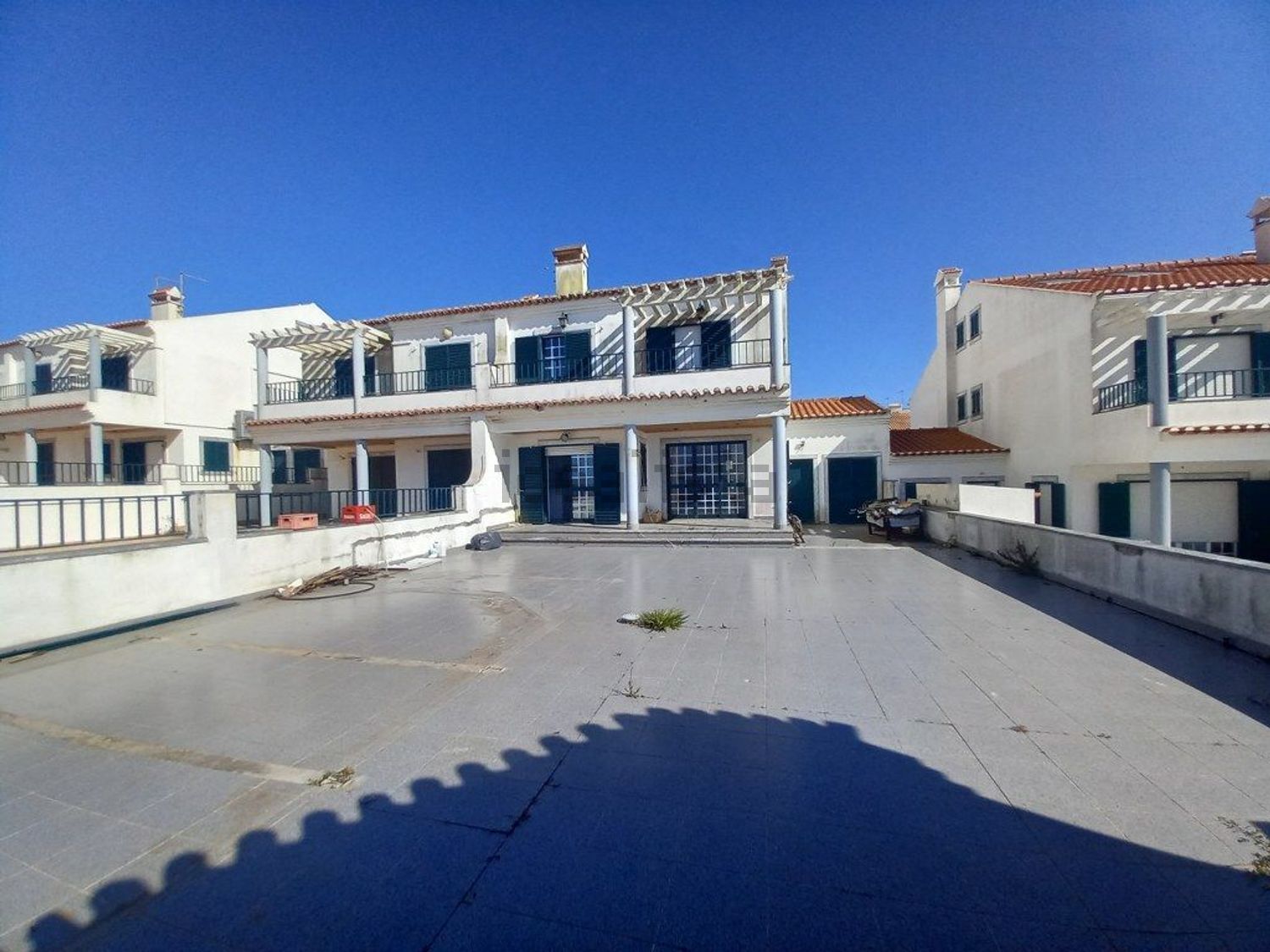 小楼房或独栋别墅出售在Rua do Cerrado das Tramagueiras - 详情