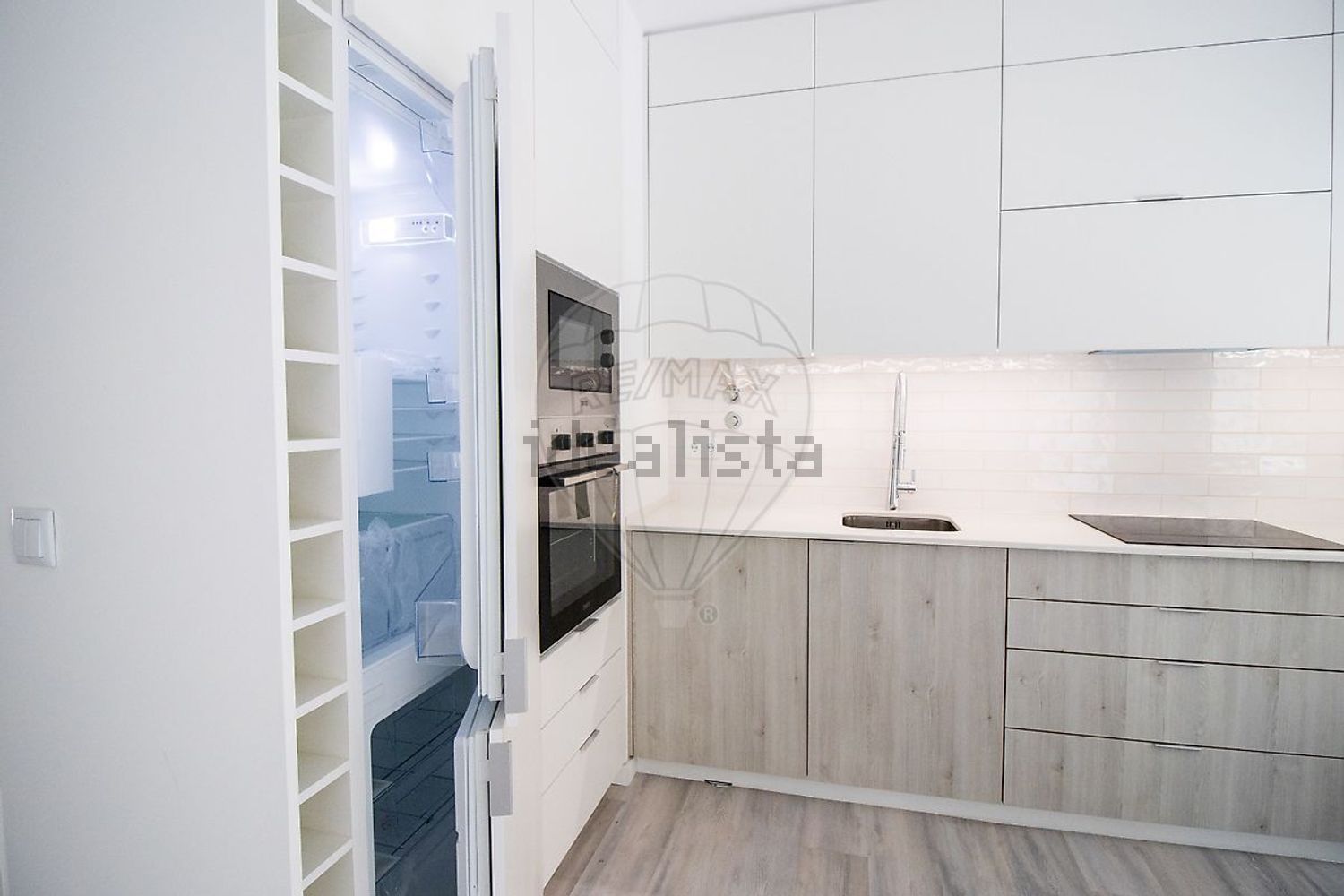 出租公寓 t2在Travessa das Prioras - 厨房