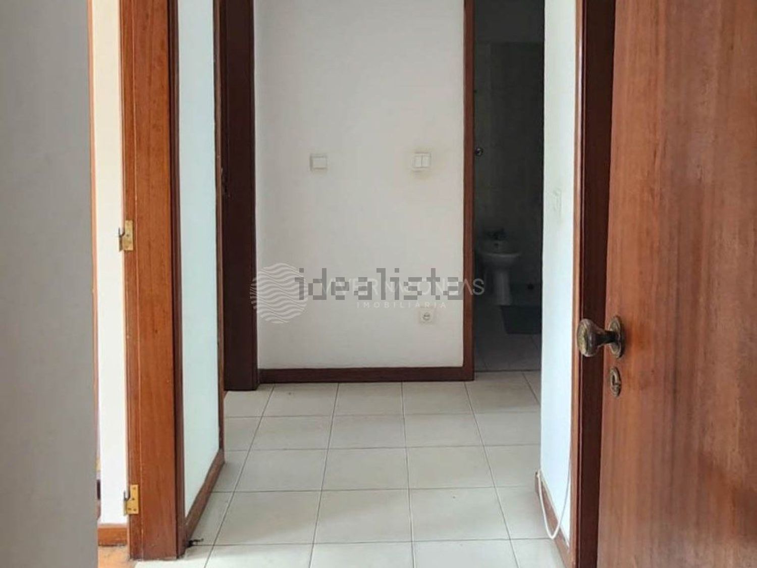 公寓 t4出售在Rua de Dentro, 8 a - 过道