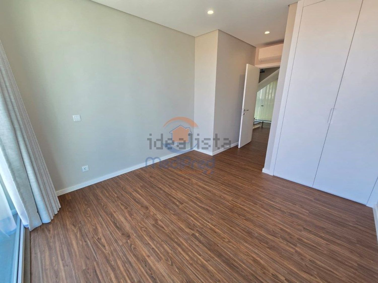 小楼房或独栋别墅出售在Pontinha e Famões - 卧室