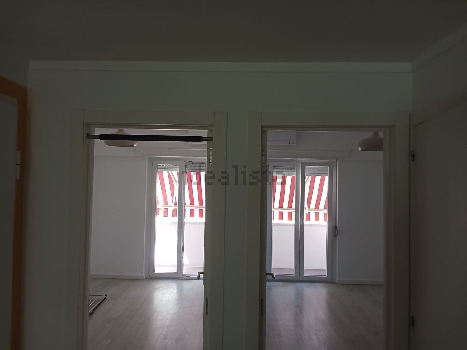 出租公寓 t2在Rua Engenheiro Quartin Graça, 40 - 居住