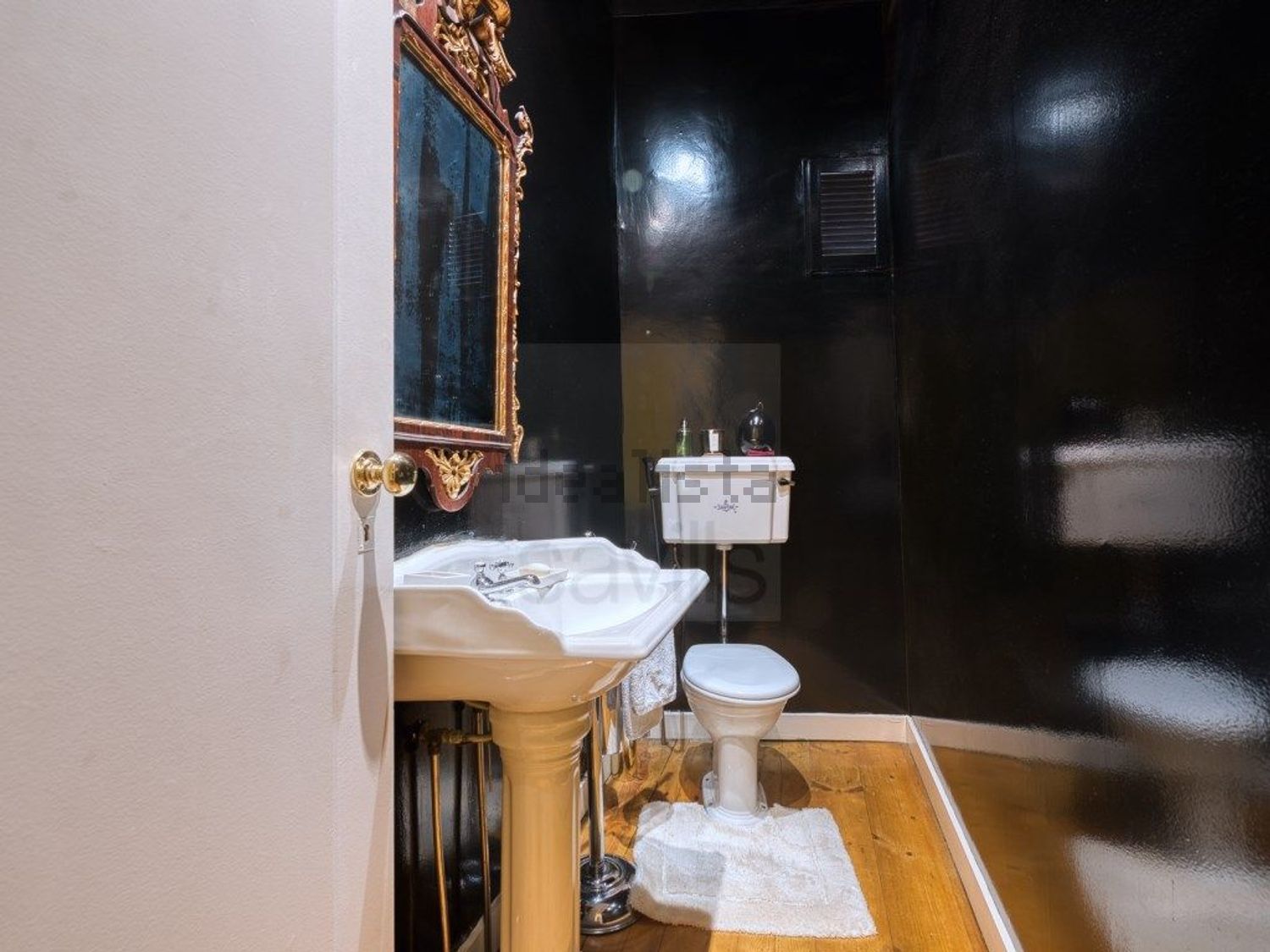 公寓 t2出售在Rua do Barão, 15 - 卫生间