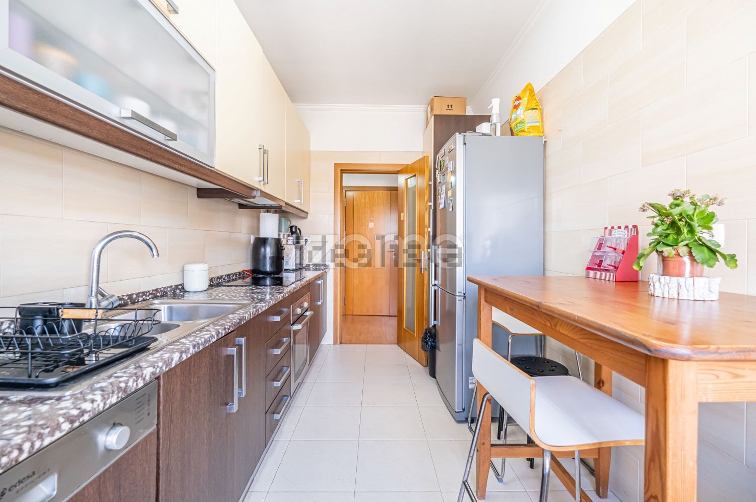 公寓 t2出售在Rua Pedro Lemos, 8 - 厨房