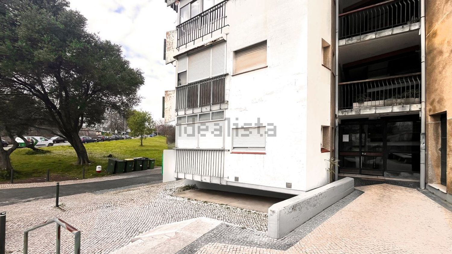 公寓 t2出售在Rua Capitão Santiago de Carvalho, 2 Lote - 外立面