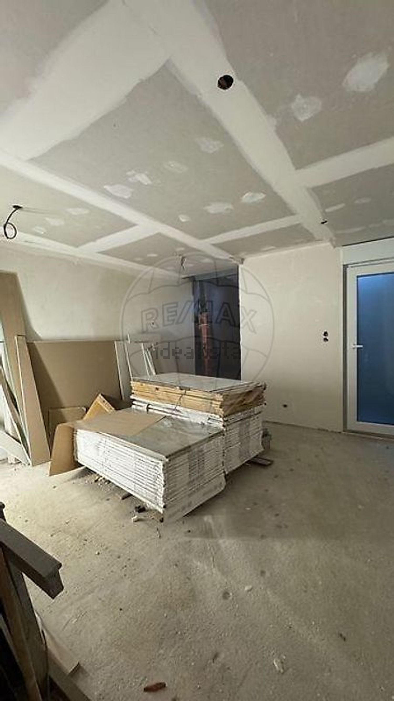 小楼房或独栋别墅出售在Largo Castelo Picado - 客厅