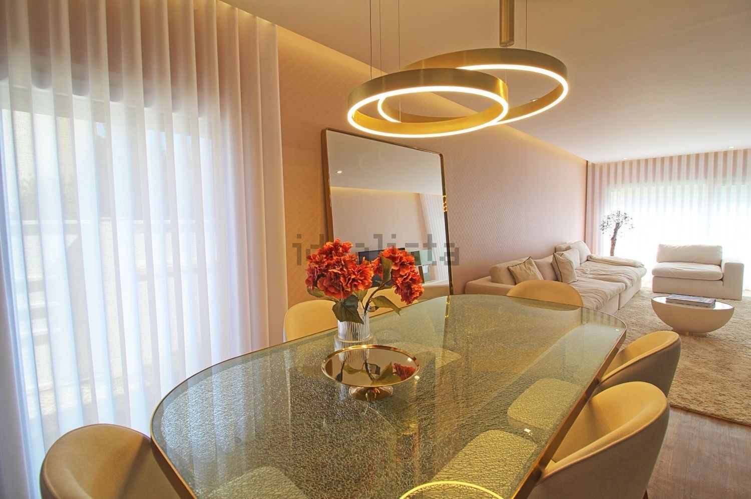 小楼房或独栋别墅出售在Rua Ofélia Marques - 客厅