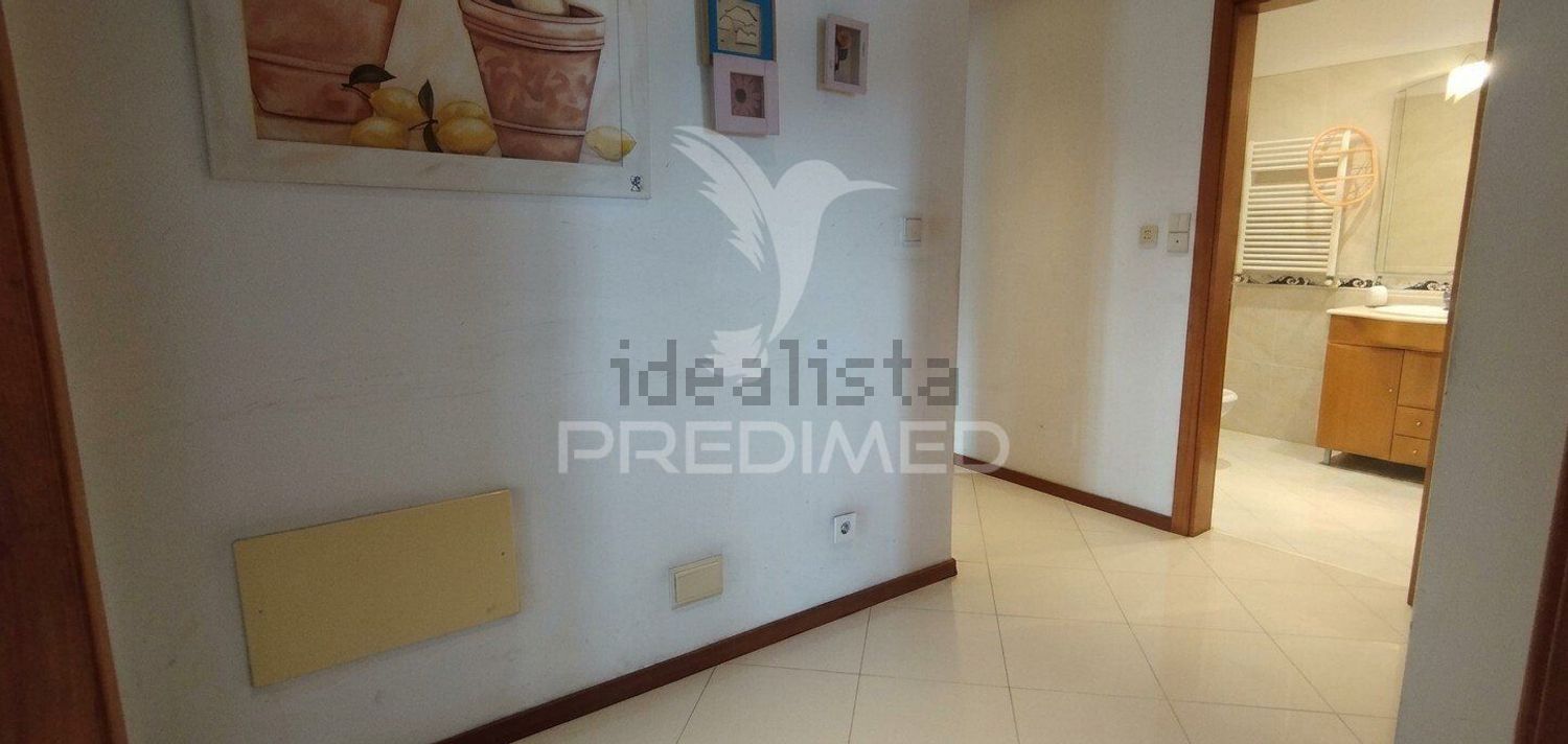 公寓 t2出售在Santo António dos Cavaleiros e Frielas - 照片