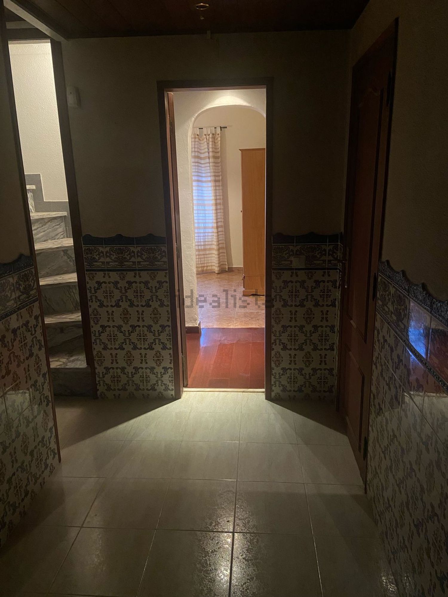 出租小楼房或独栋别墅在Rua Principal, 13 - 过道