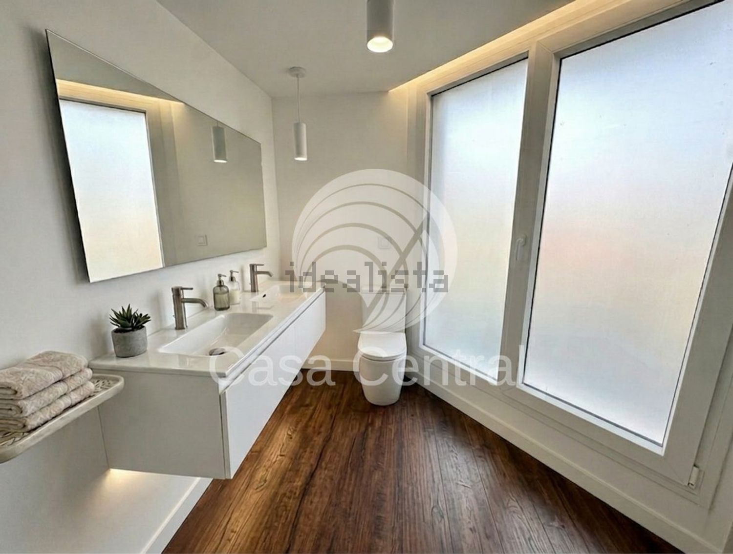 小楼房或独栋别墅出售在Rua Pax Julia, 25 - 照片