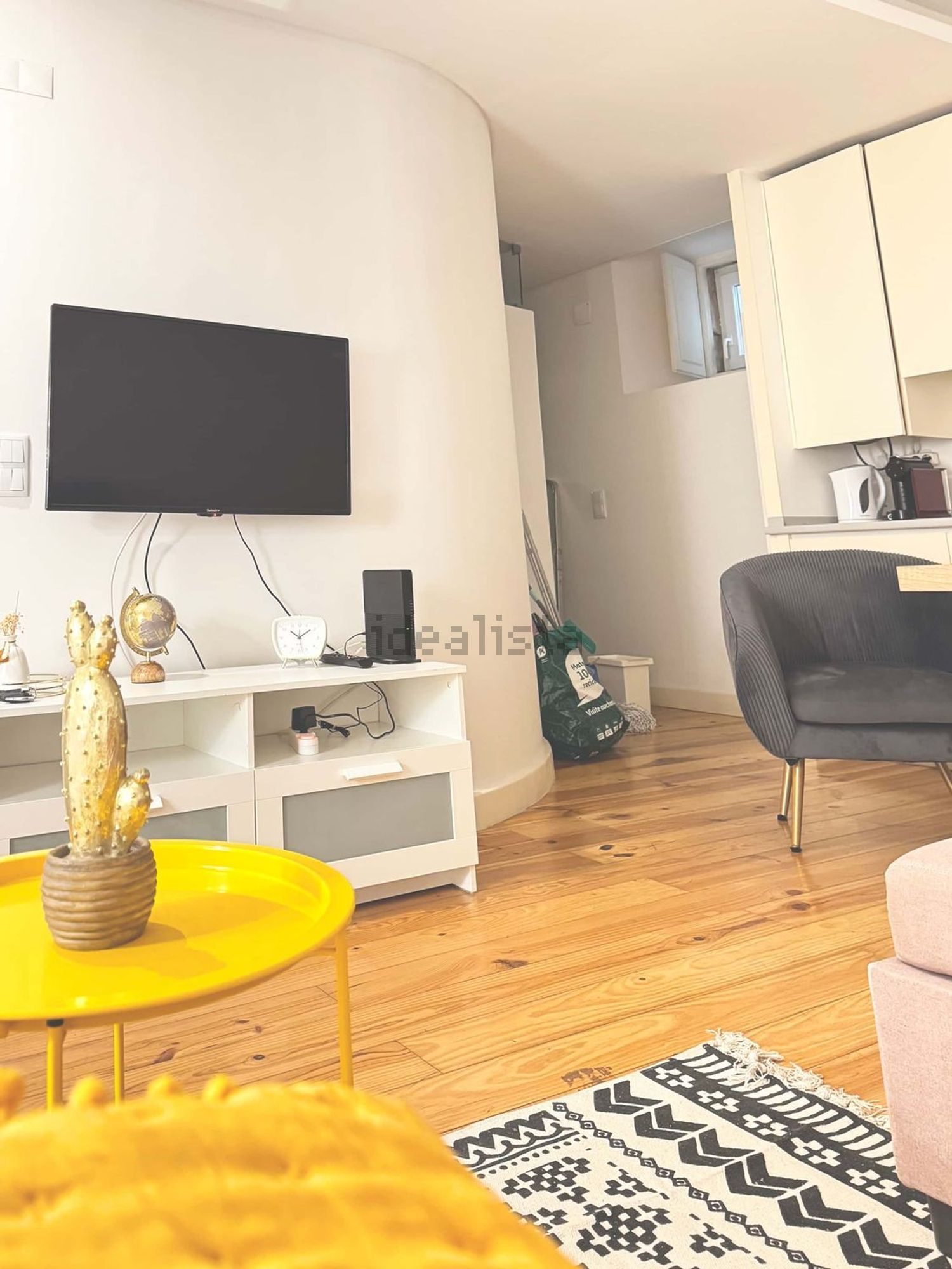 出租公寓 t1在Travessa dos Remédios, 3 - 客厅