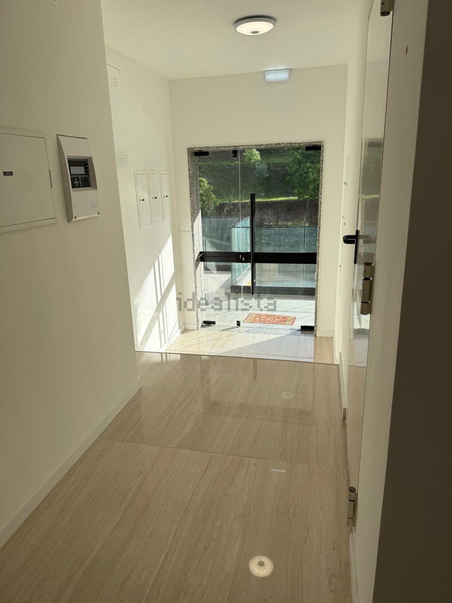 公寓 t3出售在Estrada Santa Sofia, 22 - 门廊