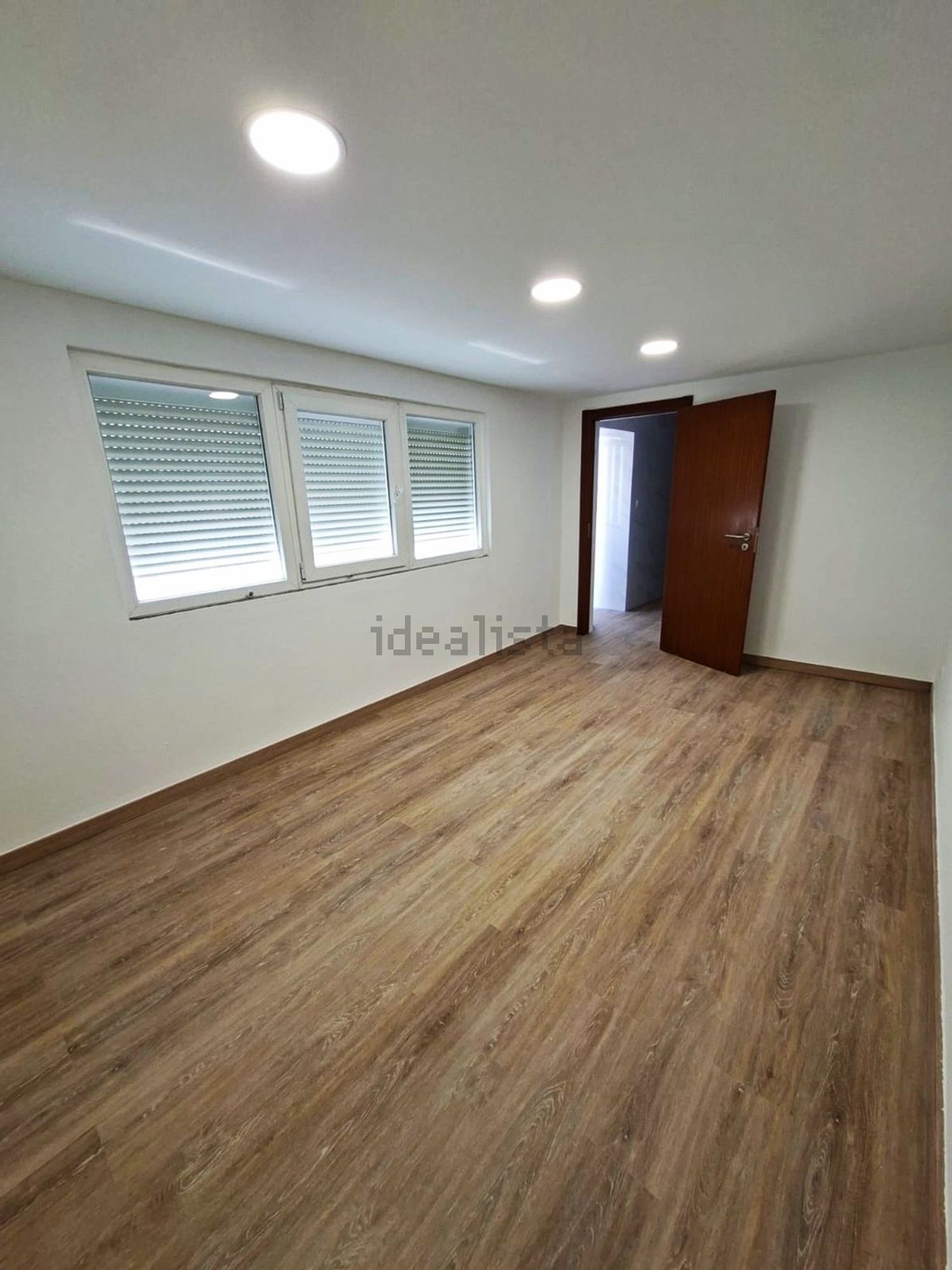 出租公寓 t4在Rua José Ferreira Pio, 26 a - 卧室