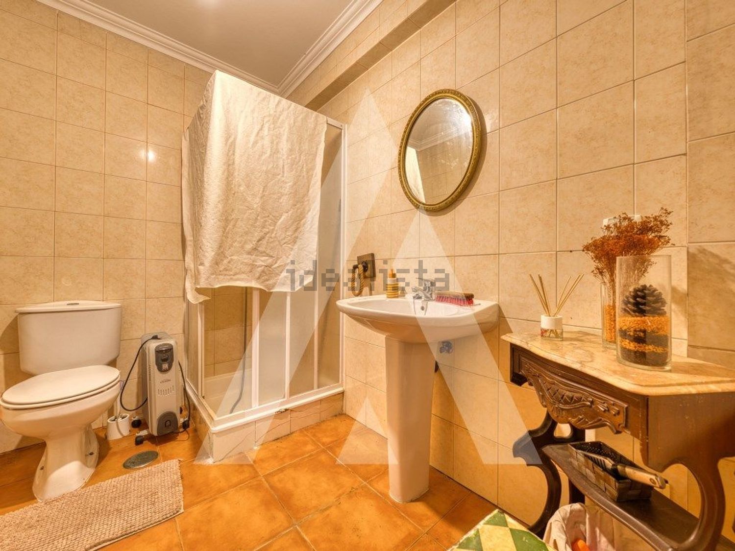 小楼房或独栋别墅出售在Lamas e Cercal - 卫生间