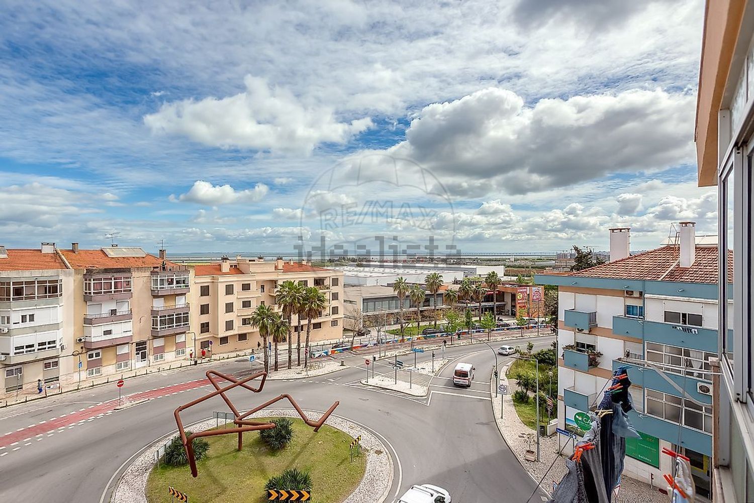 公寓 t3出售在Rua da Liberdade - 视线