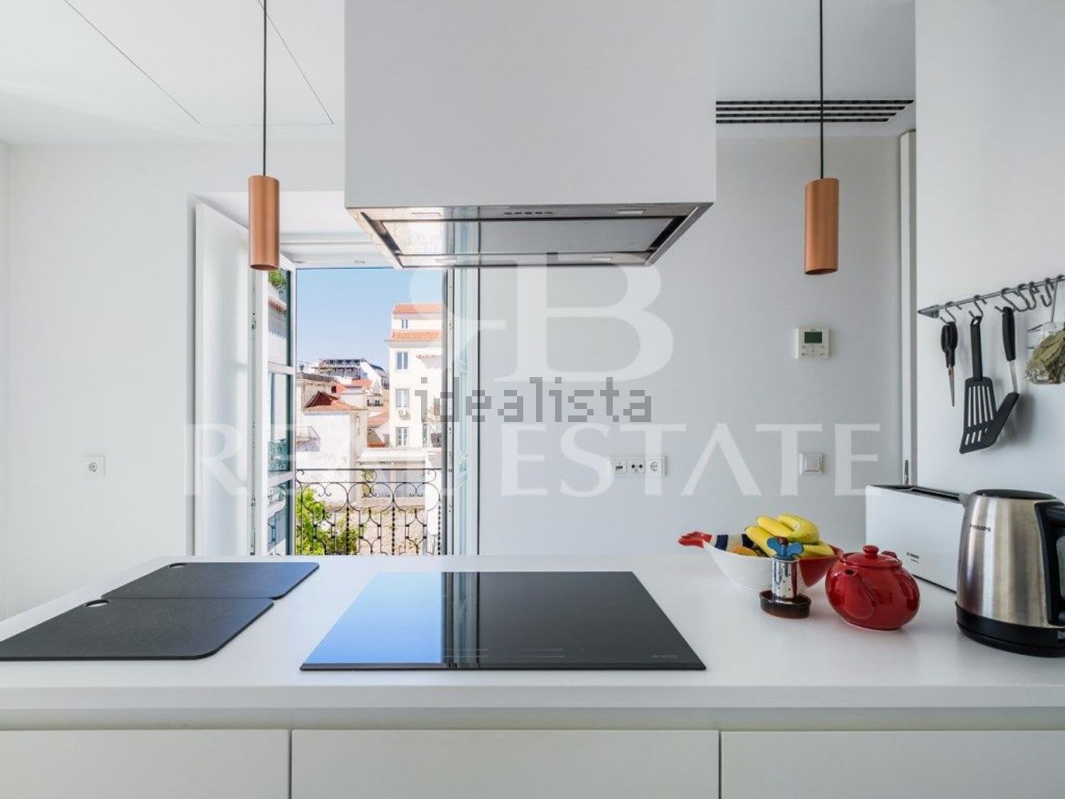 公寓 t3出售在Rua António Maria Cardoso, 11 - 厨房