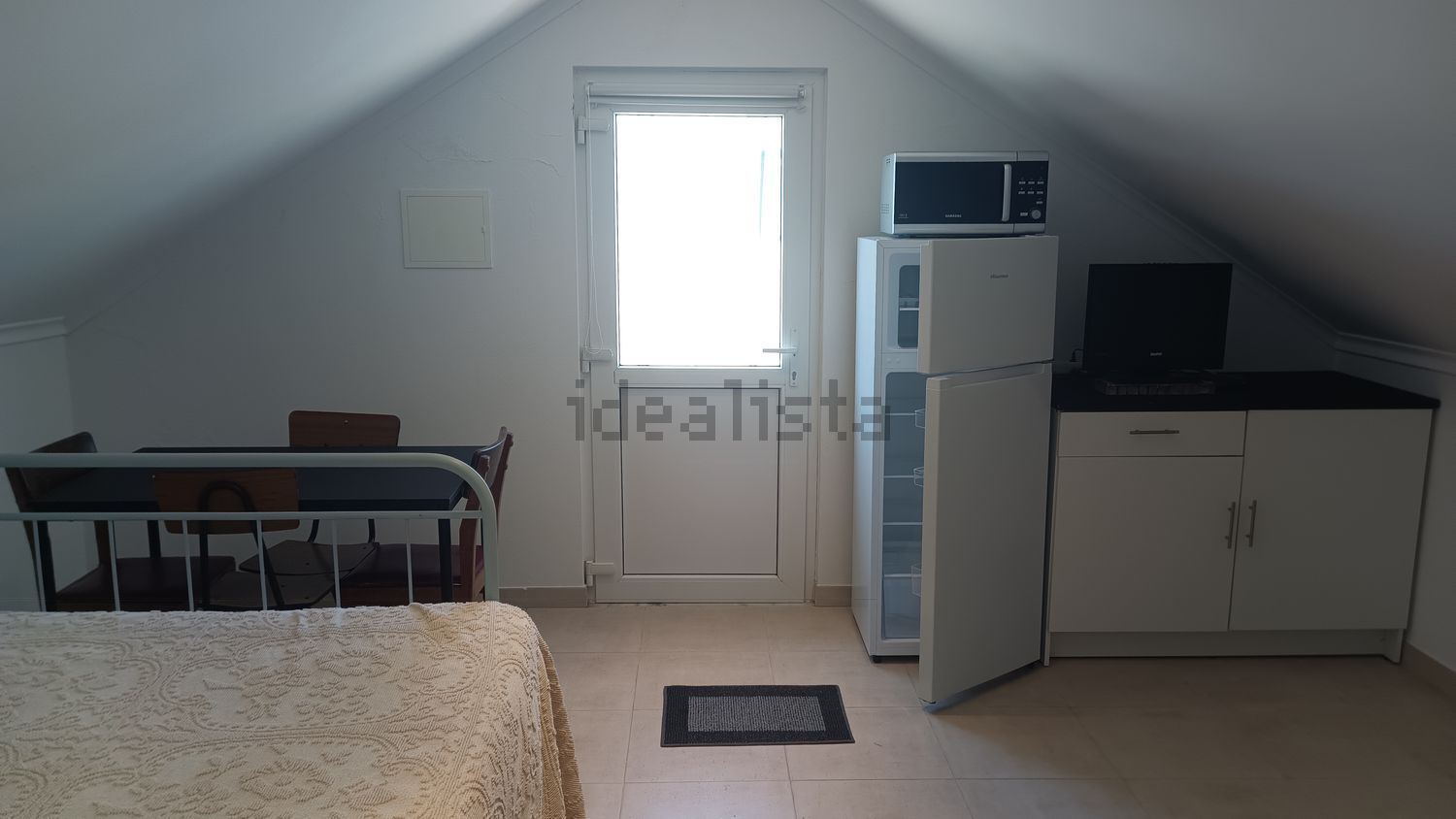 出租房间在Rua Primeiro de Maio, 30 - 卧室